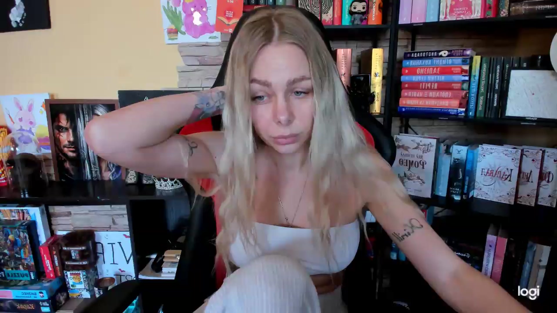 Gallery image thumbnail from YourPupsik's myfreecams stream on, 05/01/2026, 08:59 image 6 of 20