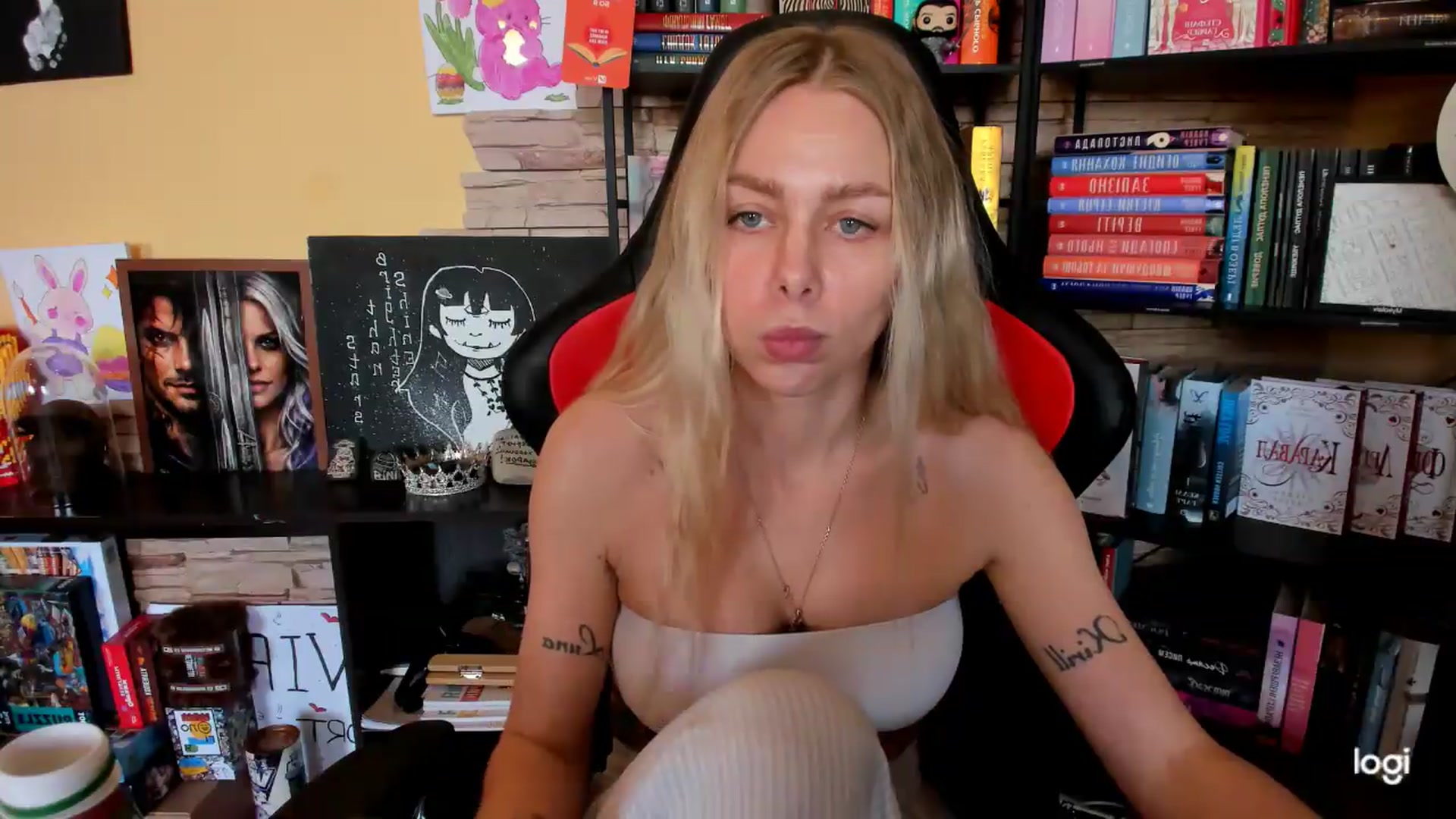 Gallery image thumbnail from YourPupsik's myfreecams stream on, 05/01/2026, 08:59 image 15 of 20