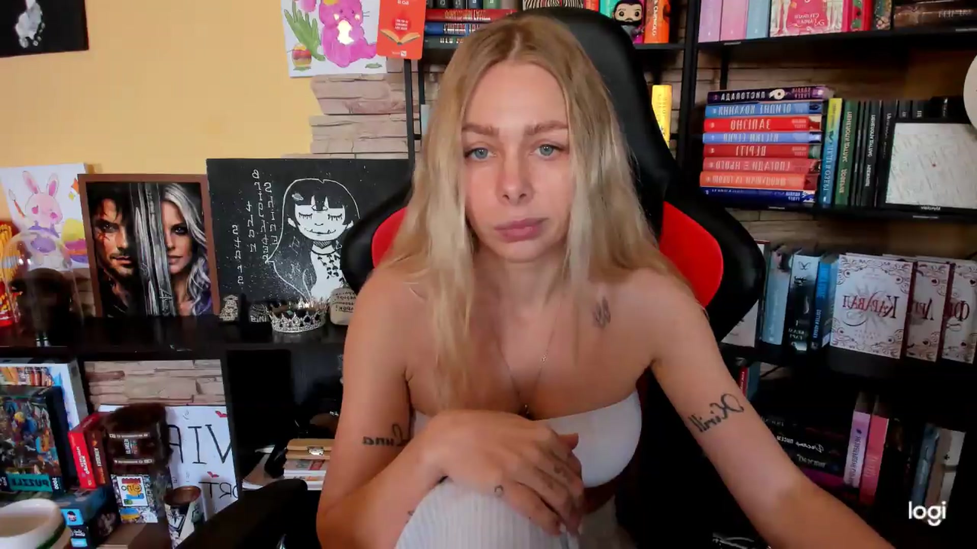 Gallery image thumbnail from YourPupsik's myfreecams stream on, 05/01/2026, 08:59 image 16 of 20