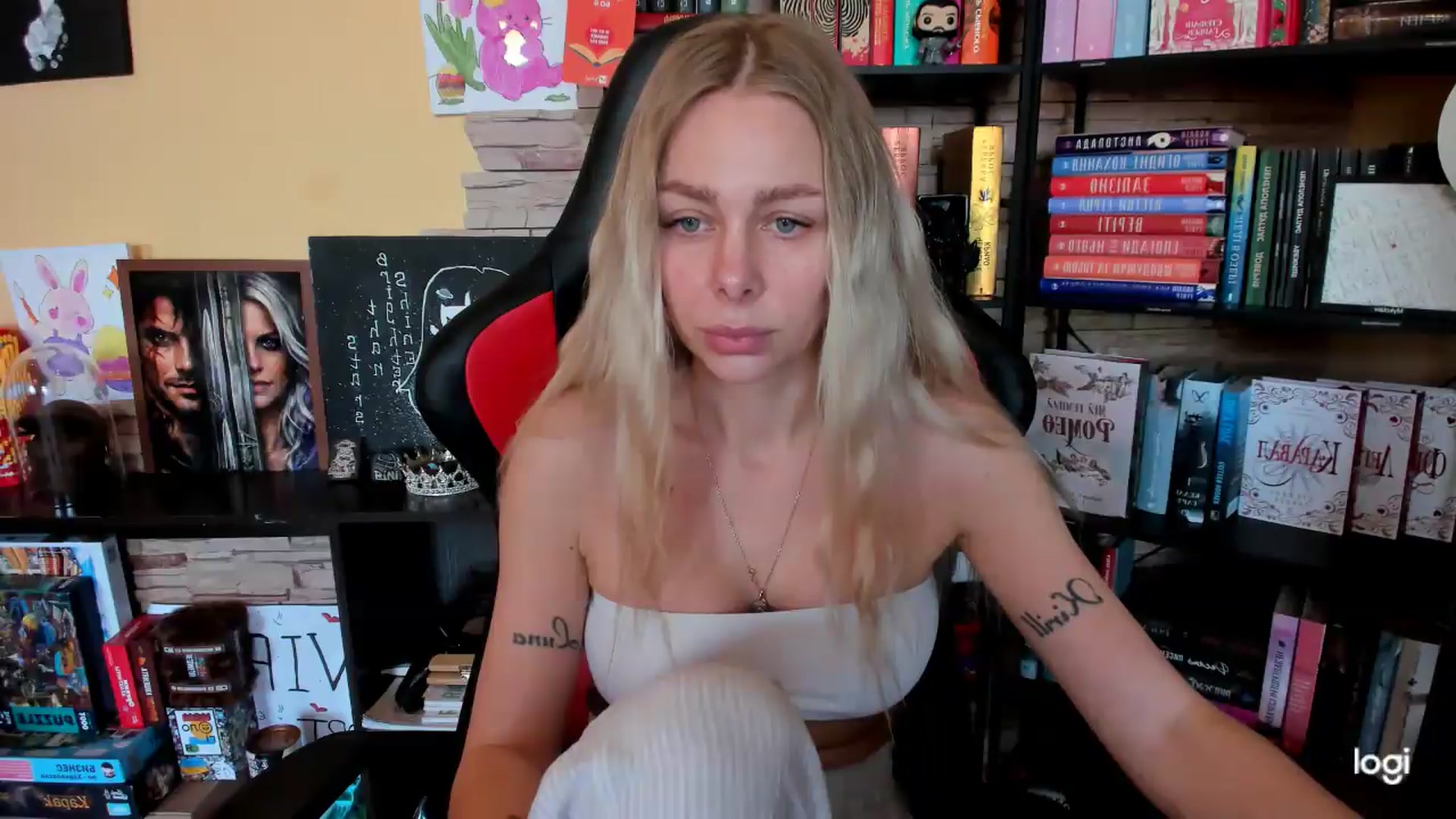 Gallery image thumbnail from YourPupsik's myfreecams stream on, 05/01/2026, 08:59 image 4 of 20