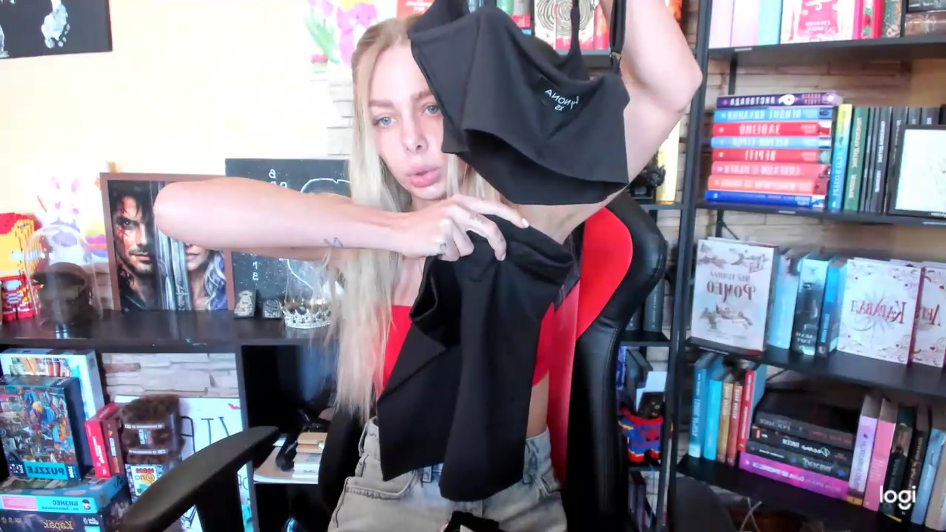 Gallery image thumbnail from YourPupsik's myfreecams stream on, 05/03/2026, 11:40 image 5 of 20