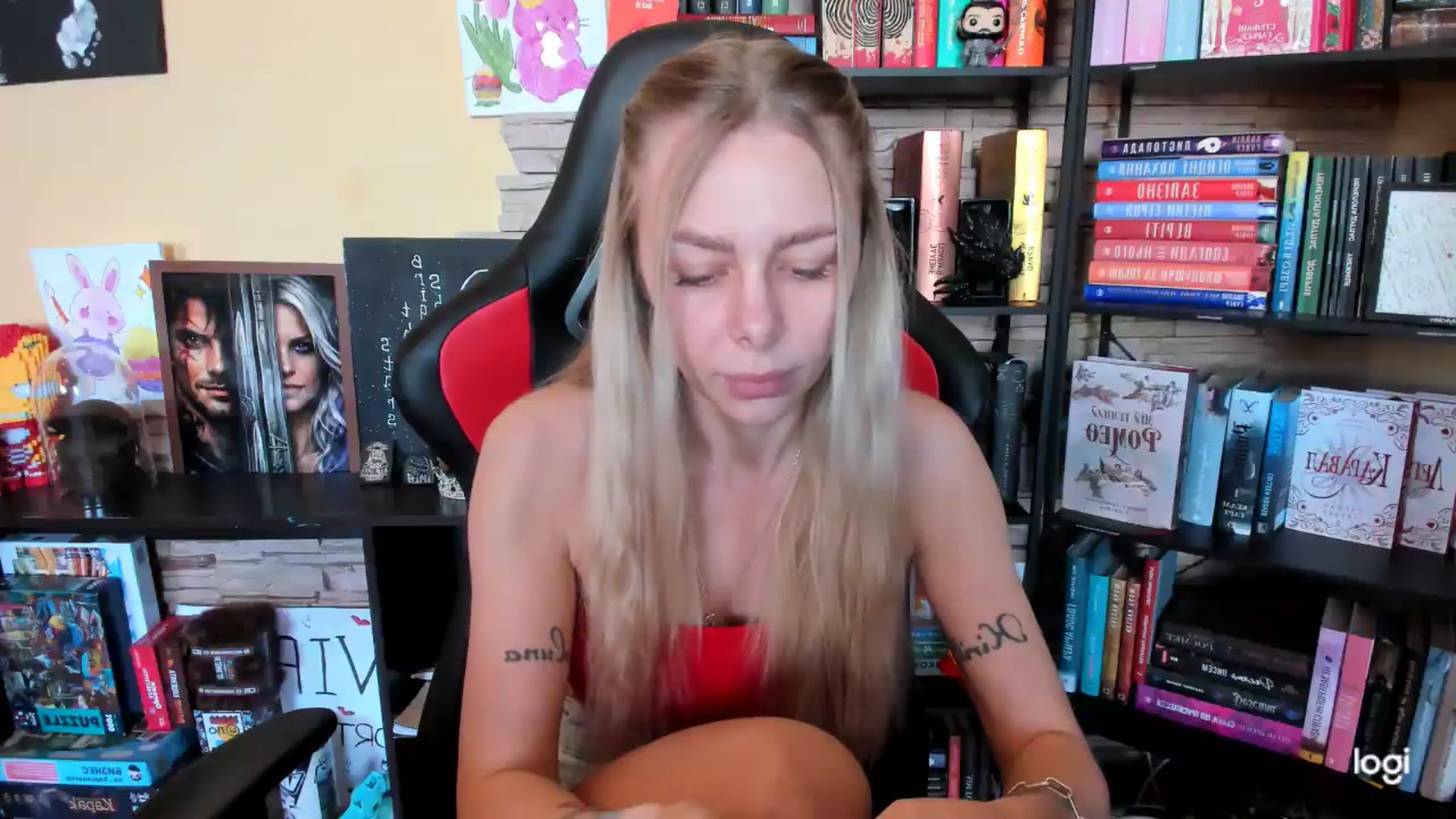 Gallery image thumbnail from YourPupsik's myfreecams stream on, 05/03/2026, 11:40 image 11 of 20