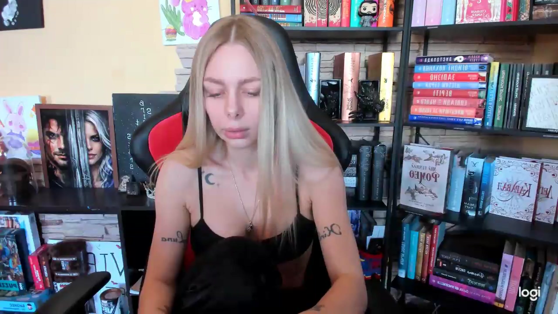 Gallery image thumbnail from YourPupsik's myfreecams stream on, 05/05/2026, 09:15 image 17 of 20