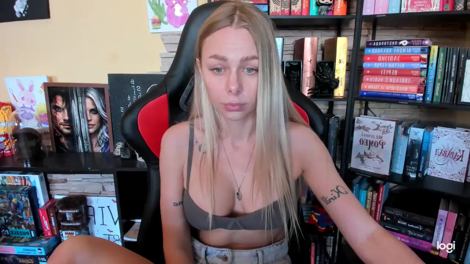 Gallery image thumbnail from YourPupsik's myfreecams stream on, 05/06/2026, 10:52 image 14 of 20