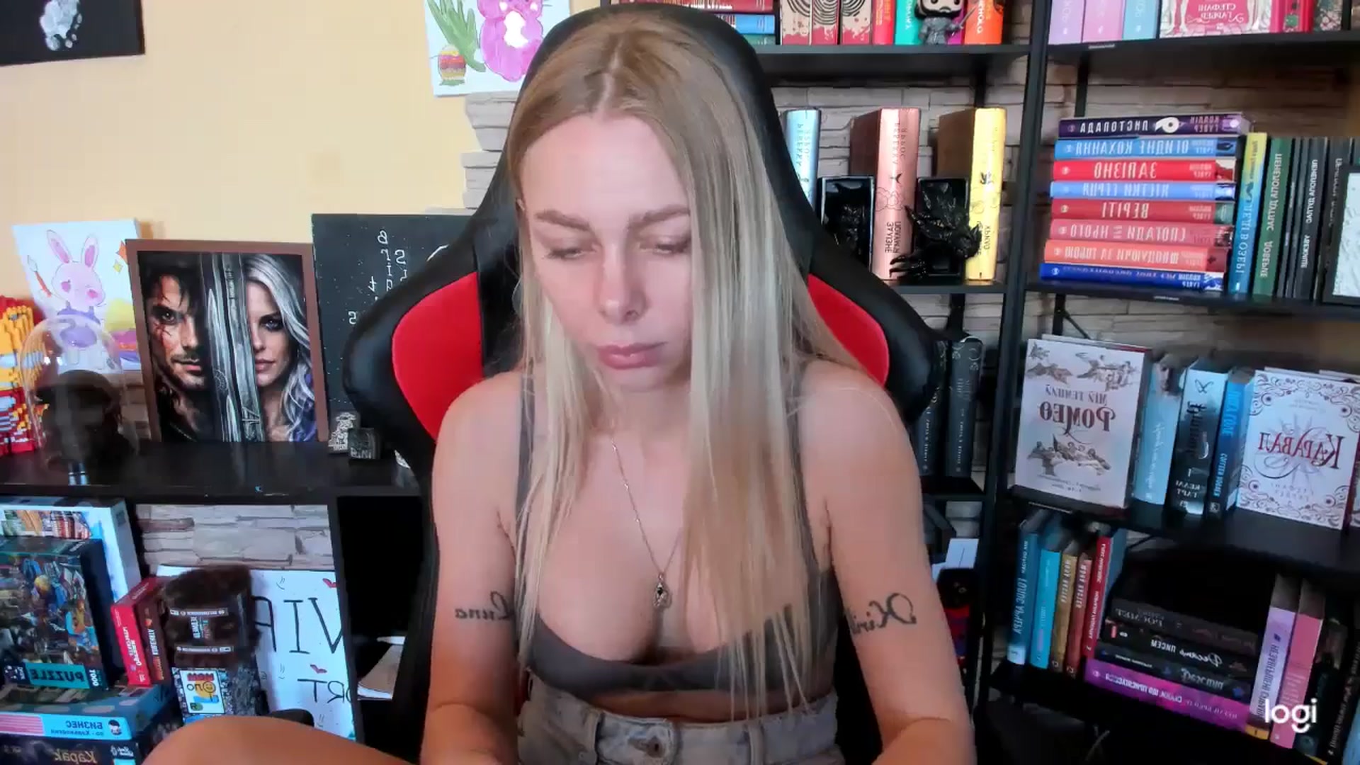 Gallery image thumbnail from YourPupsik's myfreecams stream on, 05/06/2026, 10:52 image 16 of 20