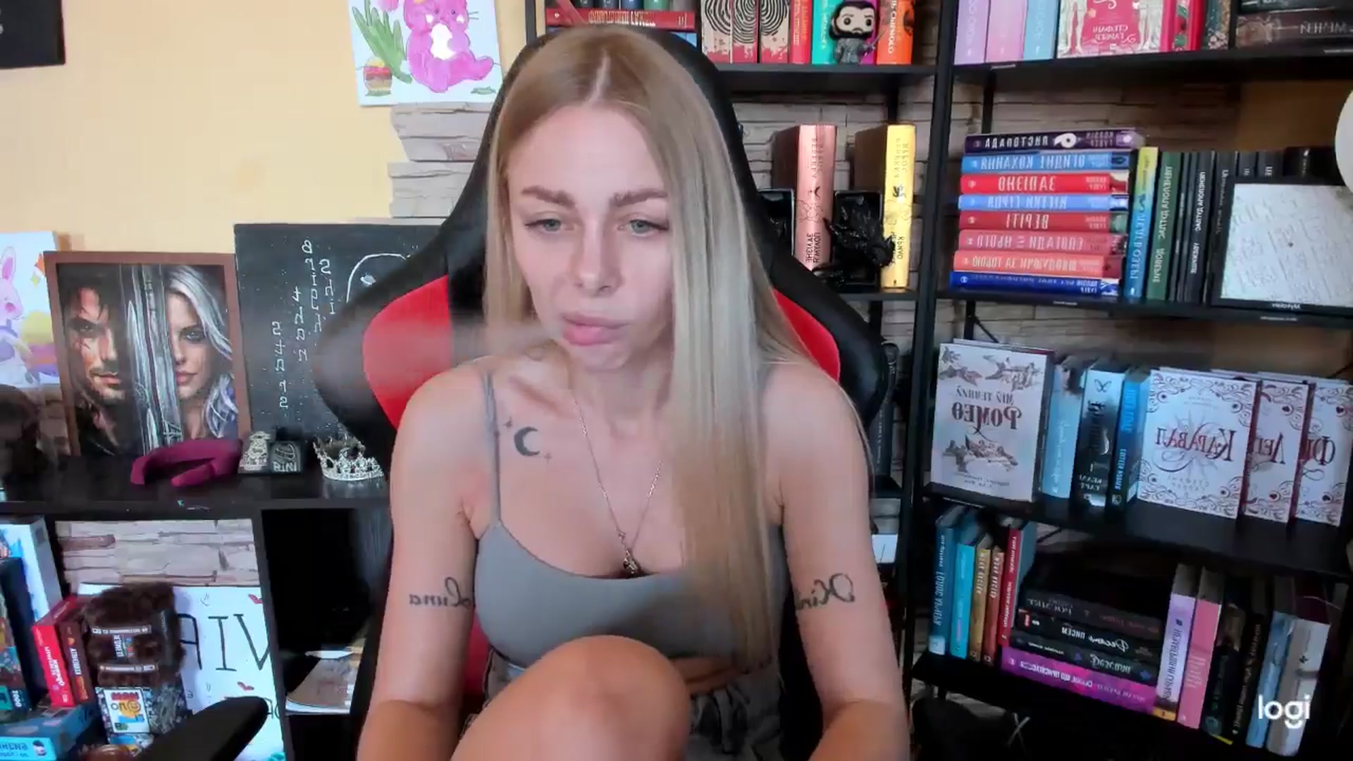 Gallery image thumbnail from YourPupsik's myfreecams stream on, 05/08/2026, 11:53 image 8 of 20