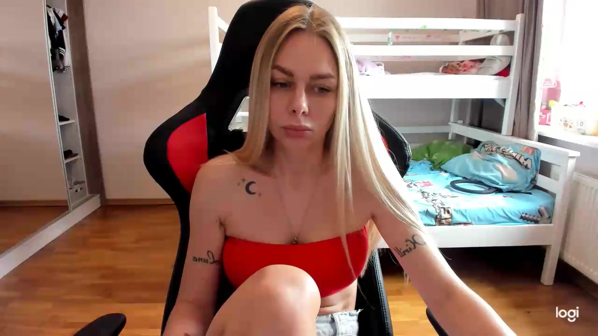 Gallery image thumbnail from YourPupsik's myfreecams stream on, 05/22/2026, 10:33 image 7 of 20
