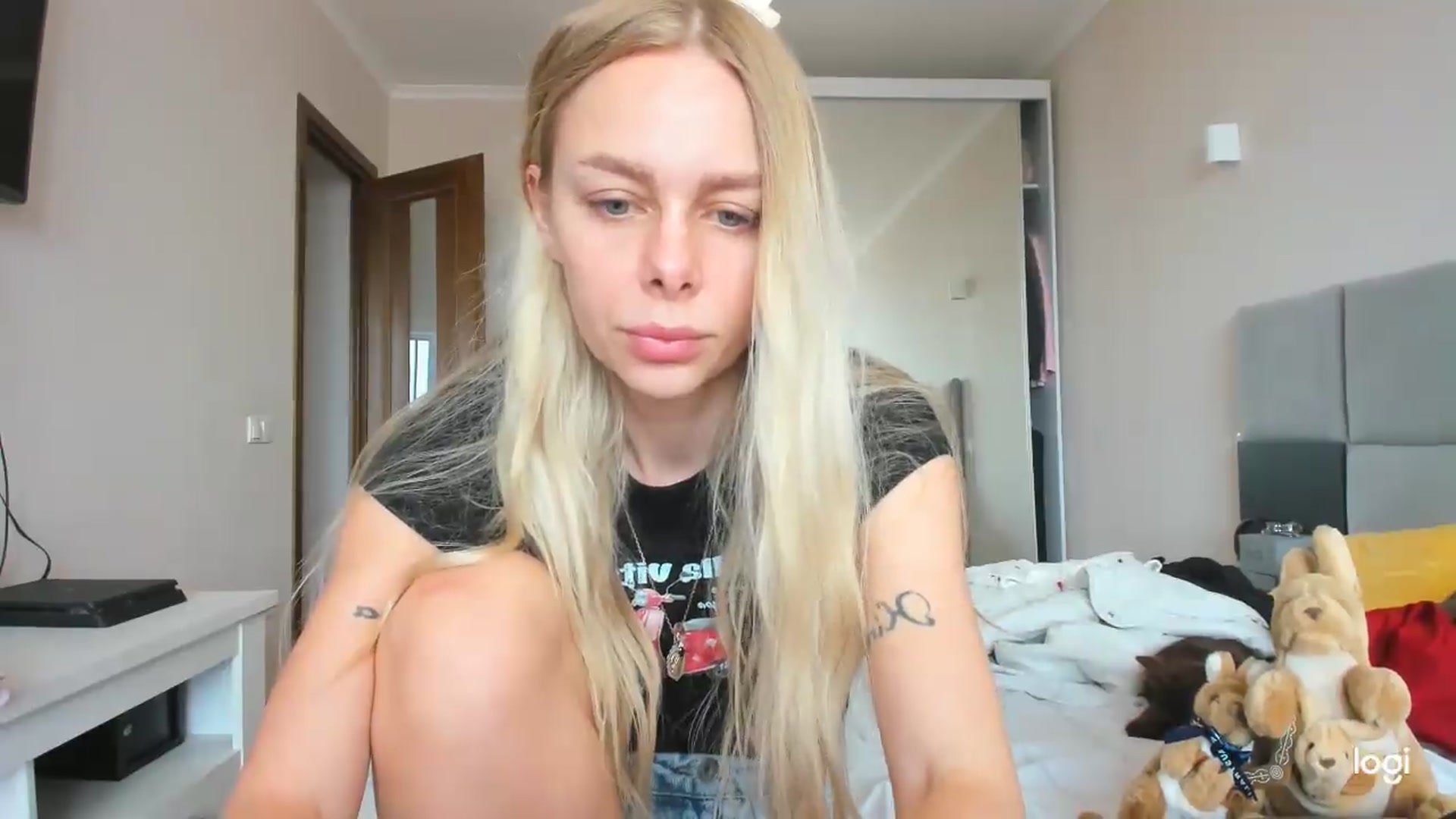 Gallery image thumbnail from YourPupsik's myfreecams stream on, 05/27/2026, 11:27 image 18 of 20