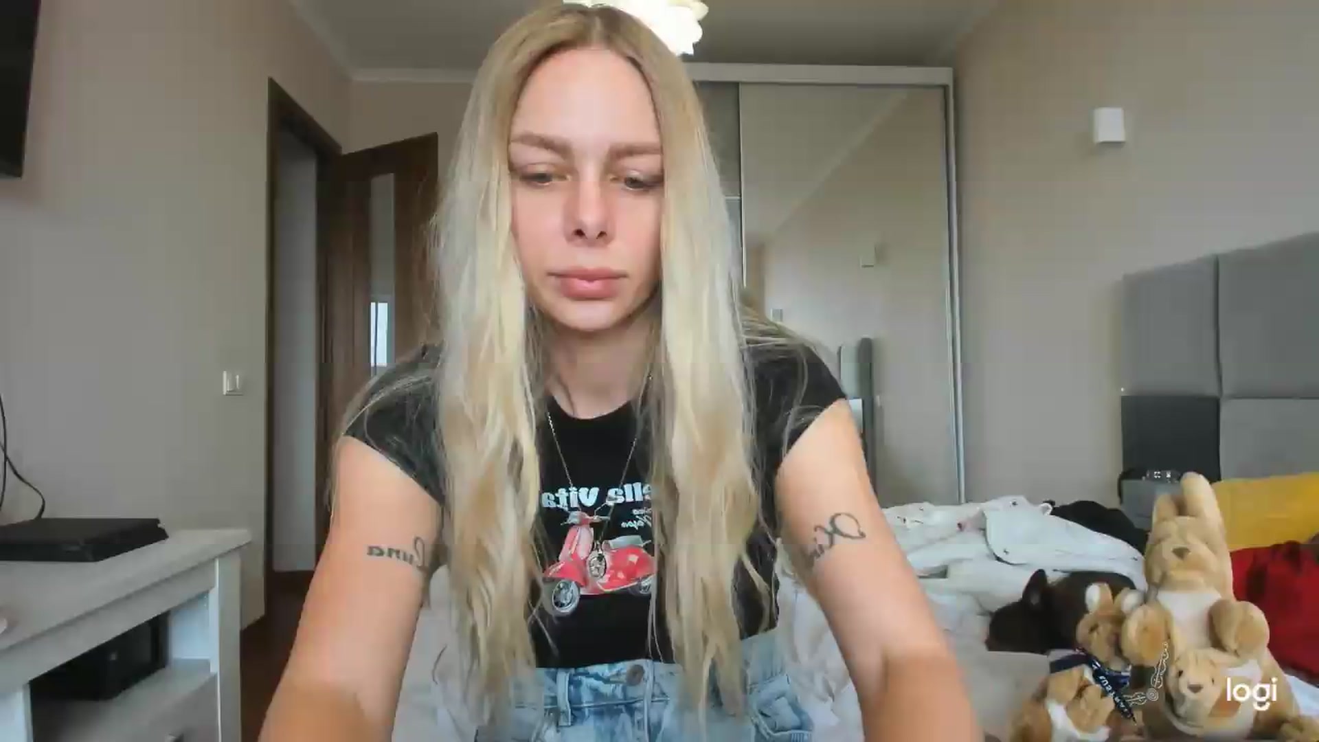 Gallery image thumbnail from YourPupsik's myfreecams stream on, 05/27/2026, 11:27 image 11 of 20