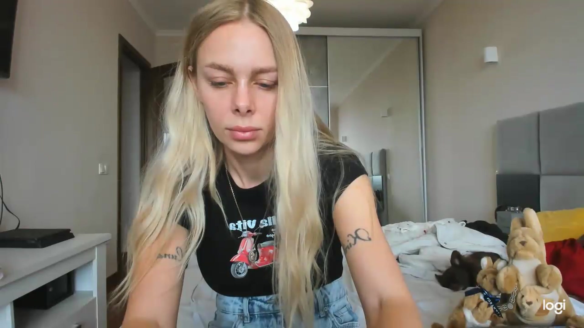 Gallery image thumbnail from YourPupsik's myfreecams stream on, 05/27/2026, 11:27 image 13 of 20
