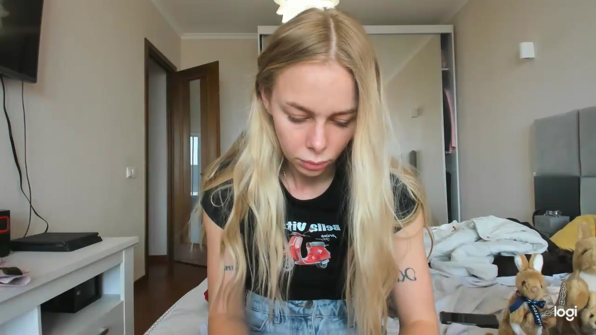 Gallery image thumbnail from YourPupsik's myfreecams stream on, 05/27/2026, 11:57 image 4 of 20