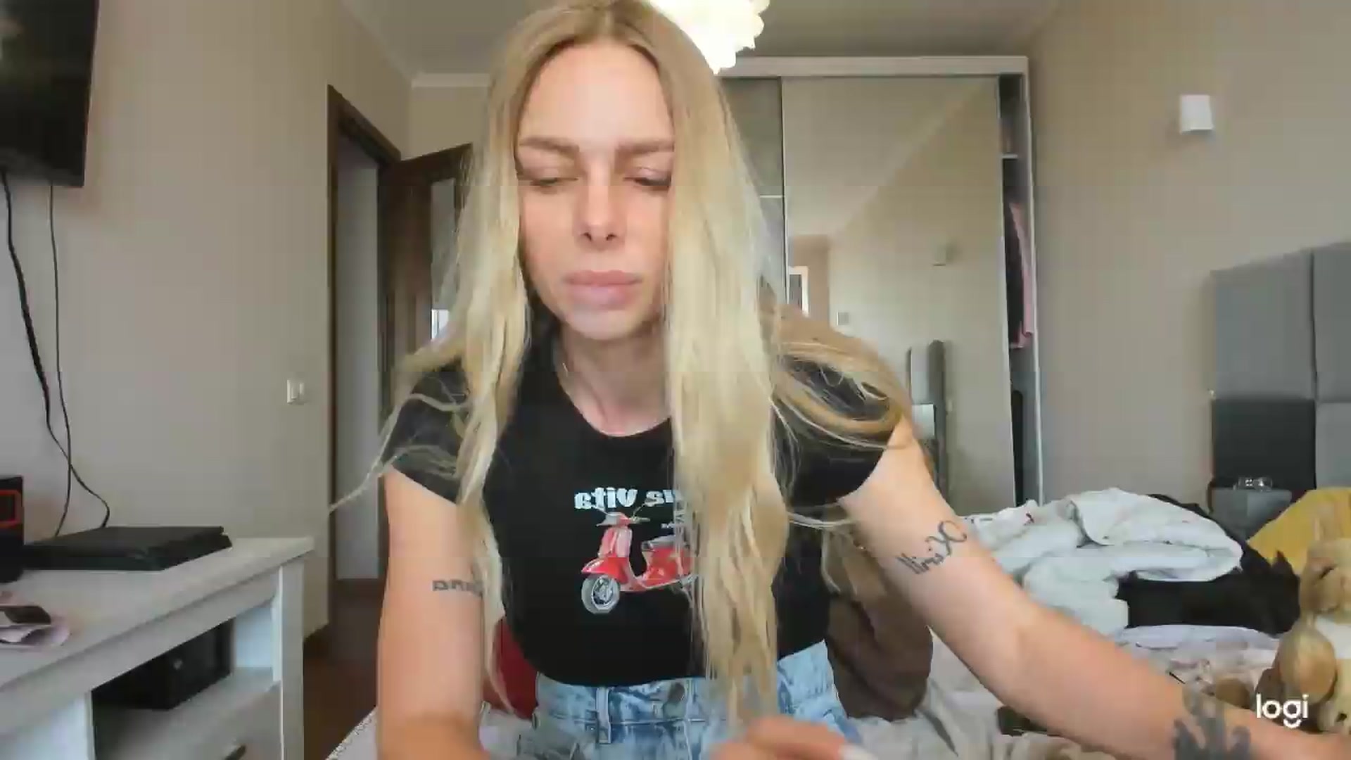 Gallery image thumbnail from YourPupsik's myfreecams stream on, 05/27/2026, 11:57 image 1 of 20