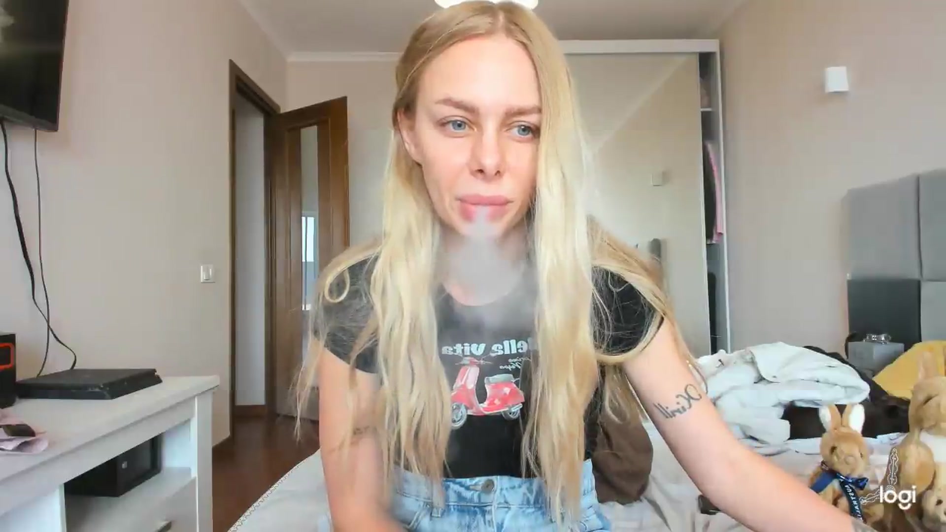 Gallery image thumbnail from YourPupsik's myfreecams stream on, 05/27/2026, 11:57 image 12 of 20