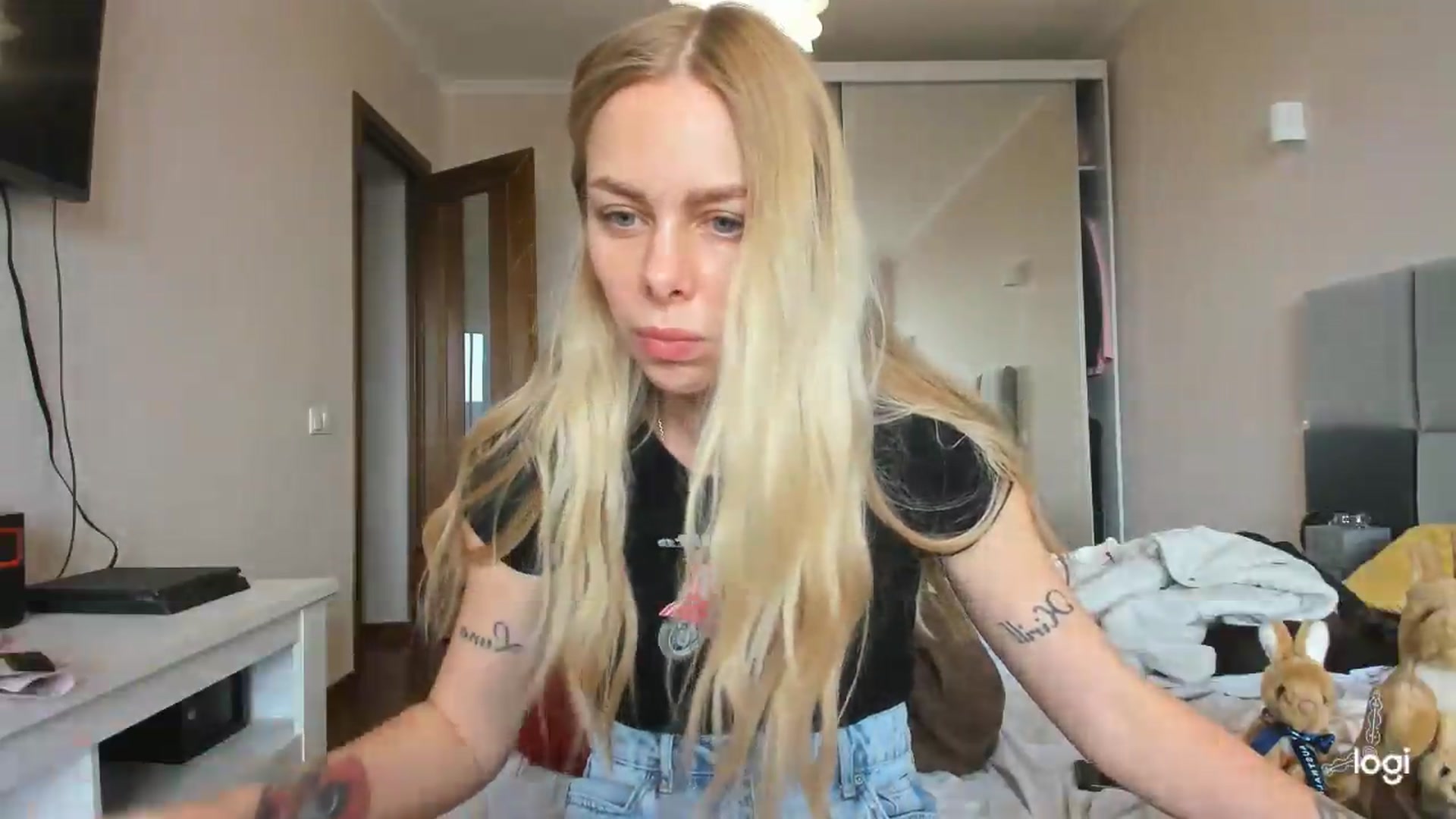Gallery image thumbnail from YourPupsik's myfreecams stream on, 05/27/2026, 11:57 image 10 of 20