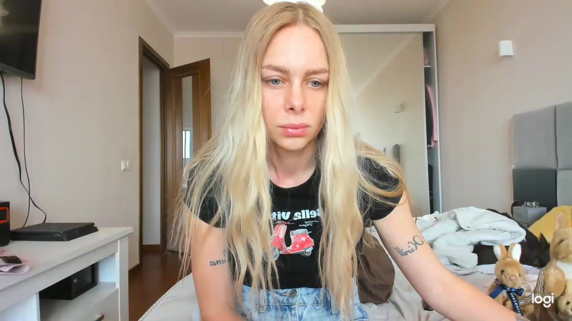 Gallery image thumbnail from YourPupsik's myfreecams stream on, 05/27/2026, 11:57 image 2 of 20