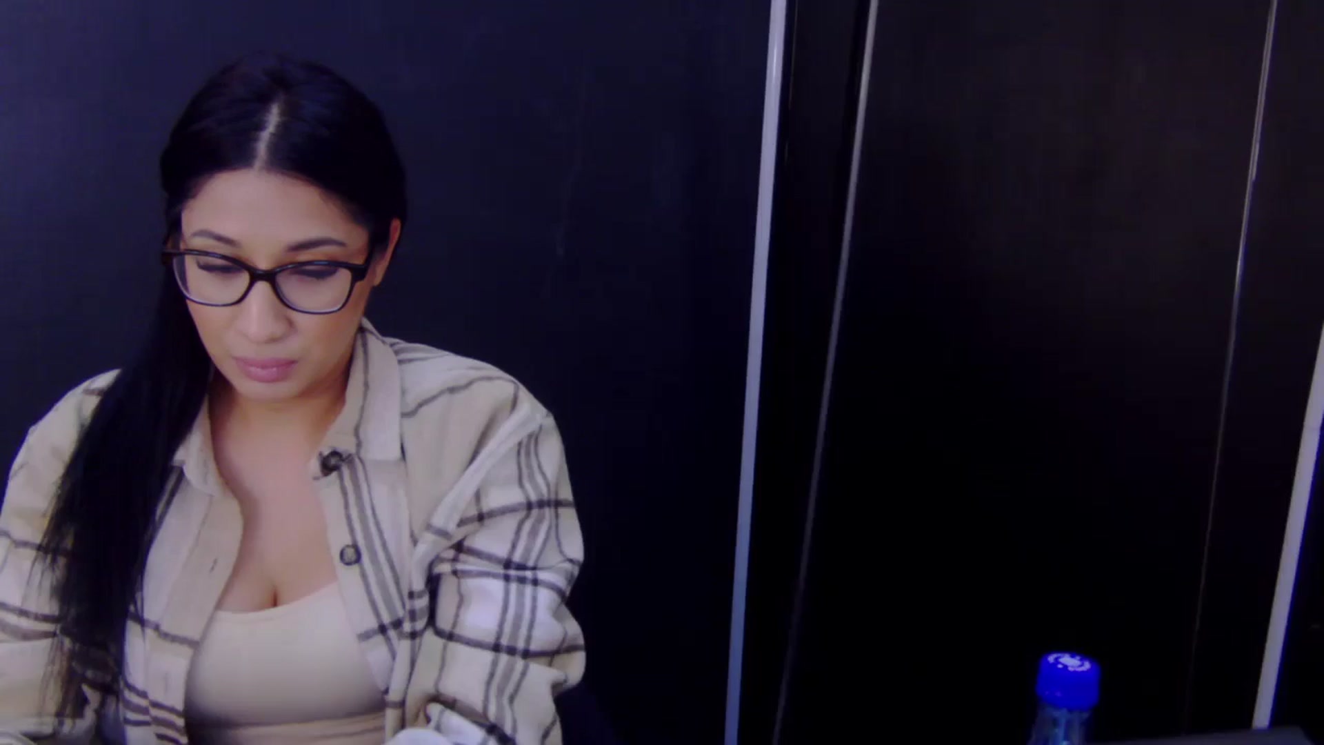 Gallery image thumbnail from YourROSE_'s myfreecams stream on, 03/19/2026, 17:11 image 1 of 20