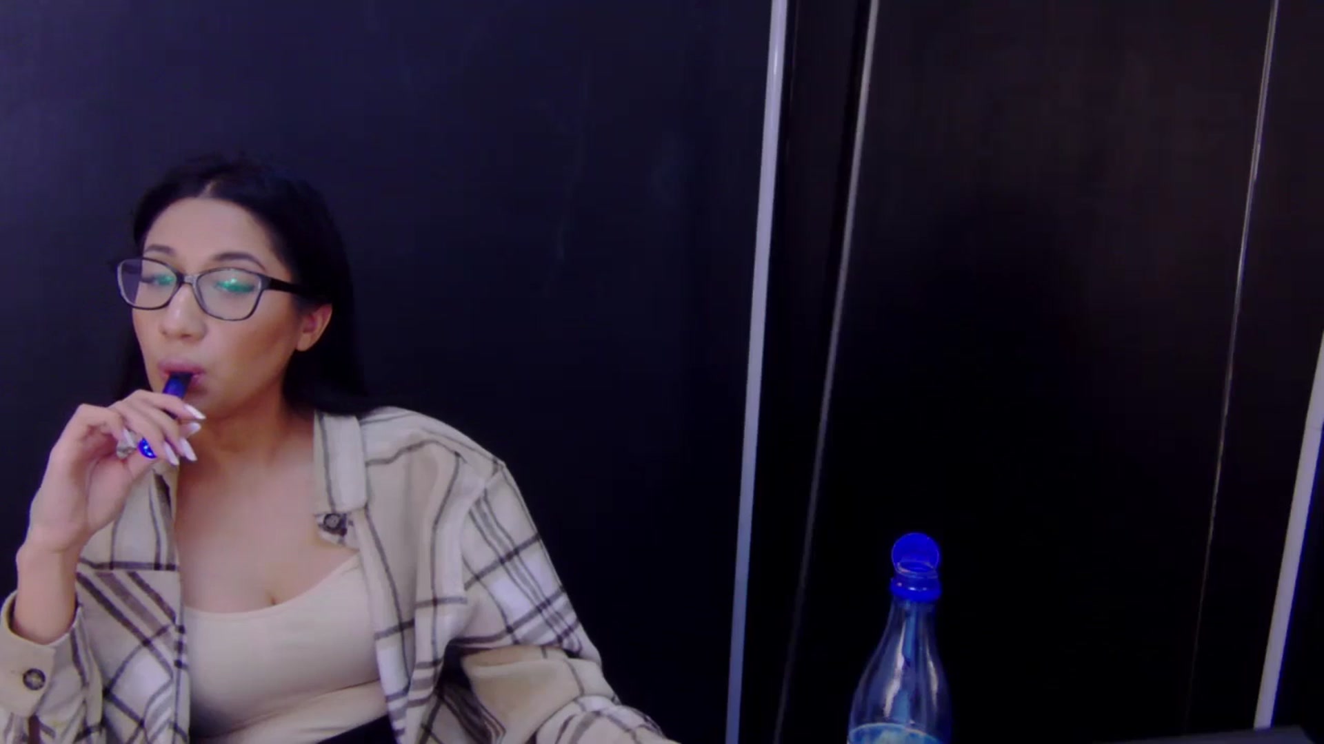Gallery image thumbnail from YourROSE_'s myfreecams stream on, 03/19/2026, 17:11 image 18 of 20