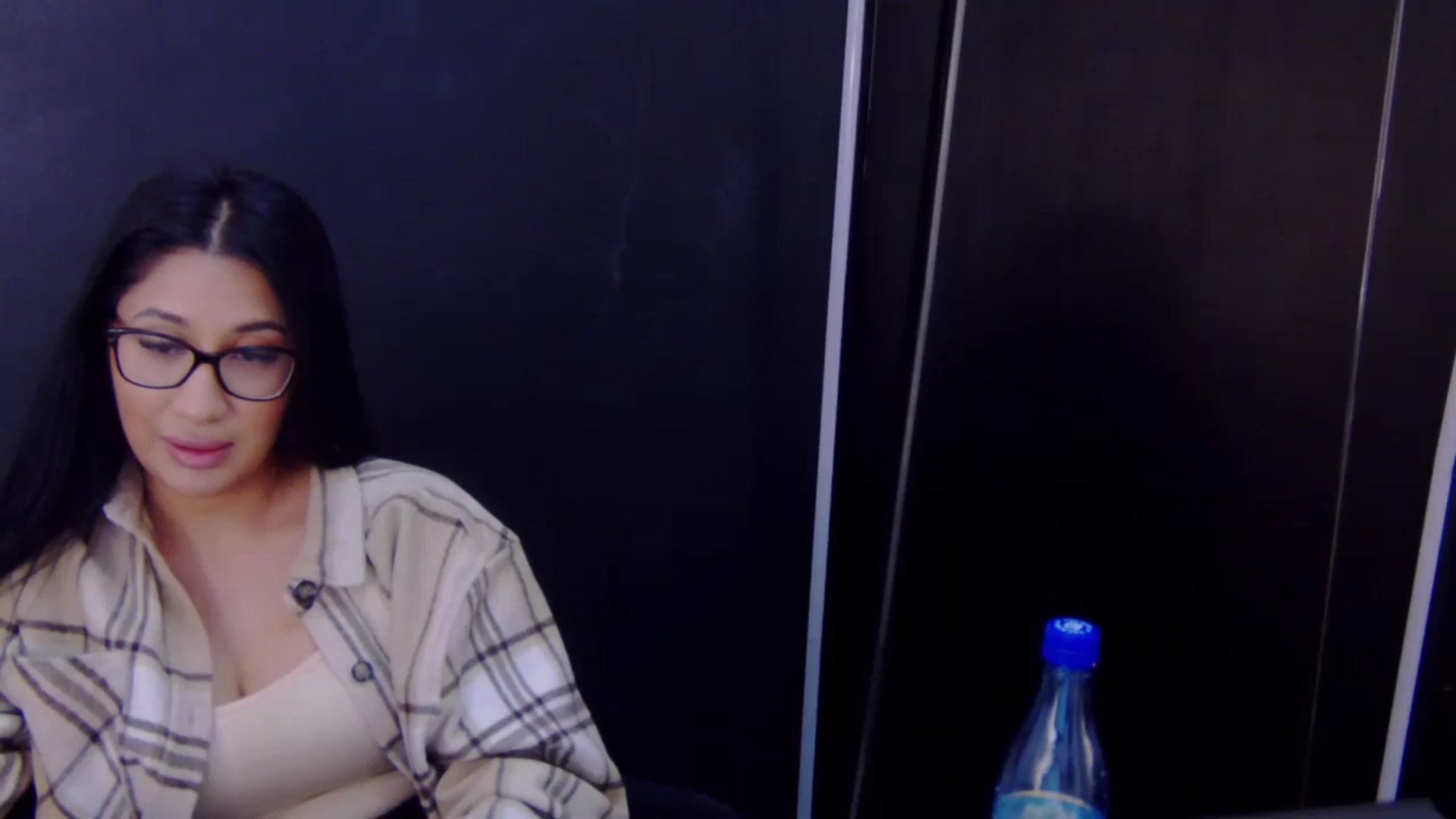 Gallery image thumbnail from YourROSE_'s myfreecams stream on, 03/19/2026, 17:11 image 11 of 20