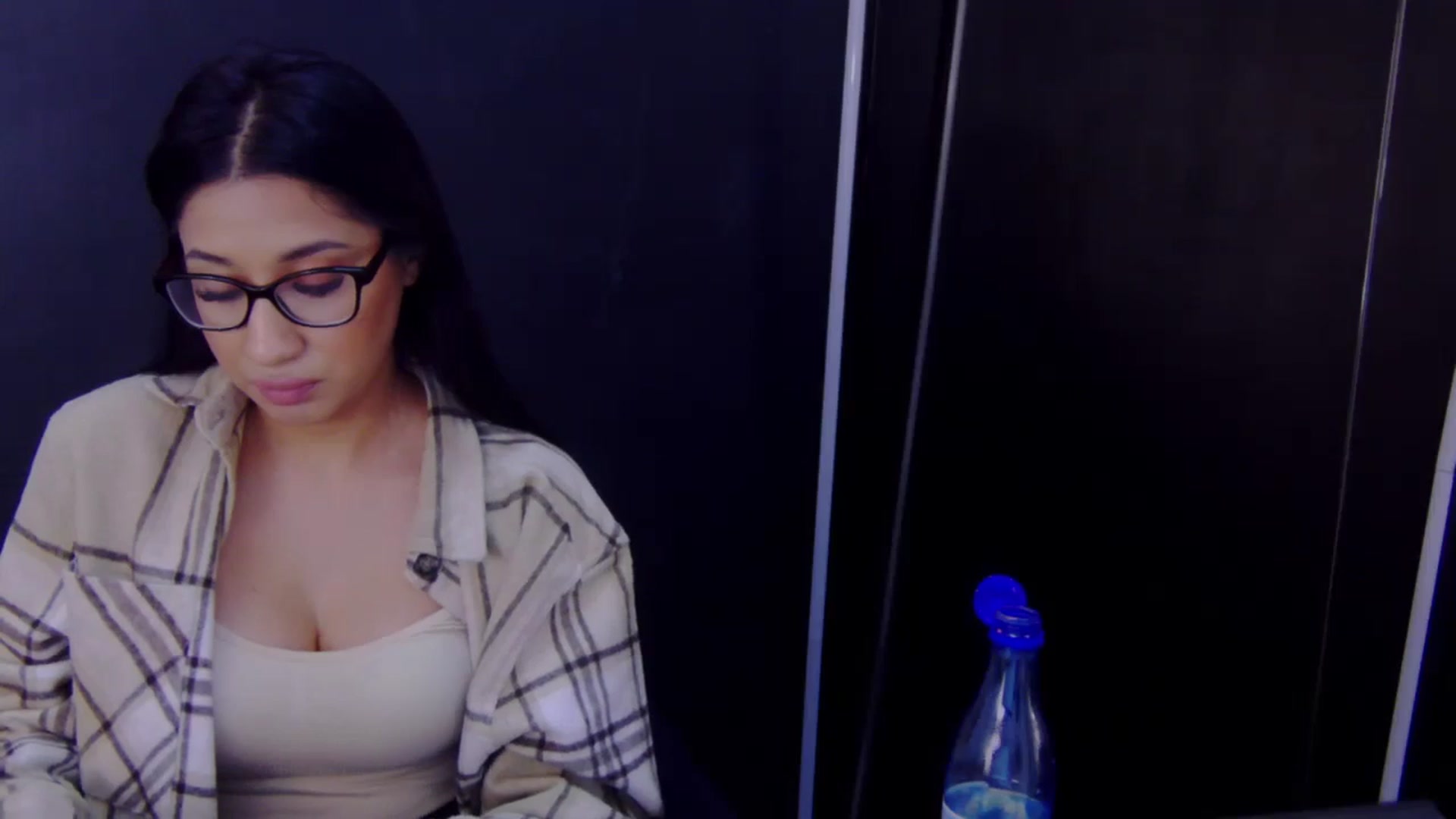 Gallery image thumbnail from YourROSE_'s myfreecams stream on, 03/19/2026, 17:11 image 20 of 20