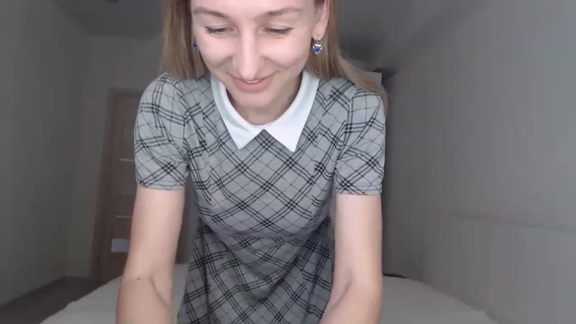 Gallery image thumbnail from YourSexyMilaX's myfreecams stream on, 05/01/2023, 13:56 image 18 of 20