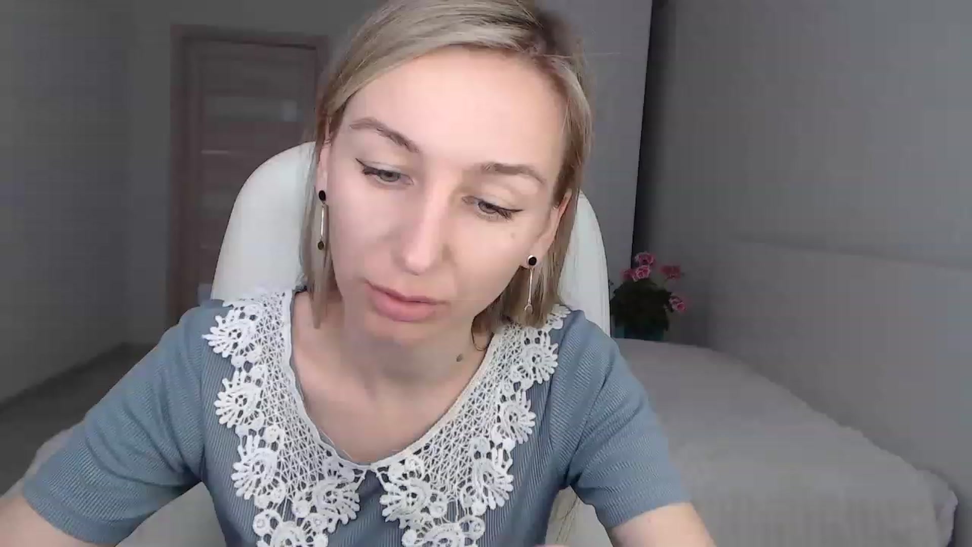 Gallery image thumbnail from YourSexyMilaX's myfreecams stream on, 05/02/2023, 09:55 image 1 of 20