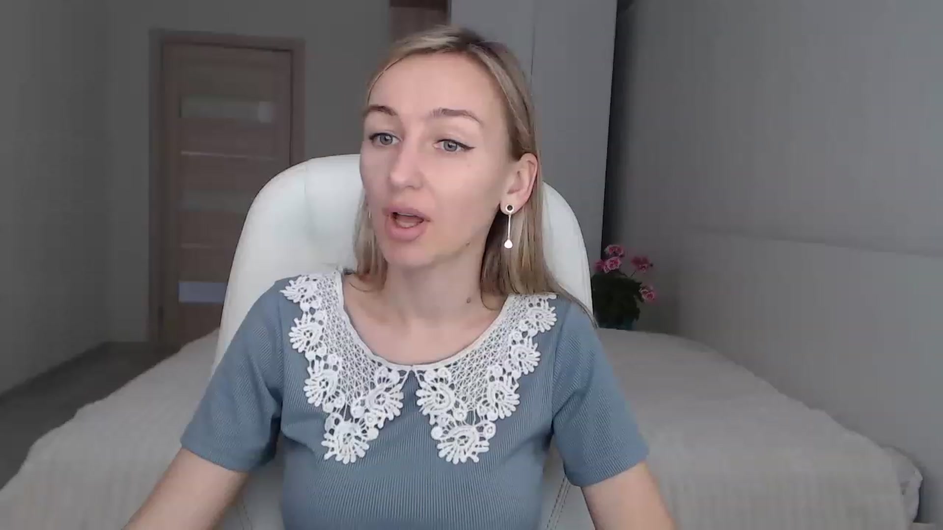 Gallery image thumbnail from YourSexyMilaX's myfreecams stream on, 05/02/2023, 09:55 image 11 of 20