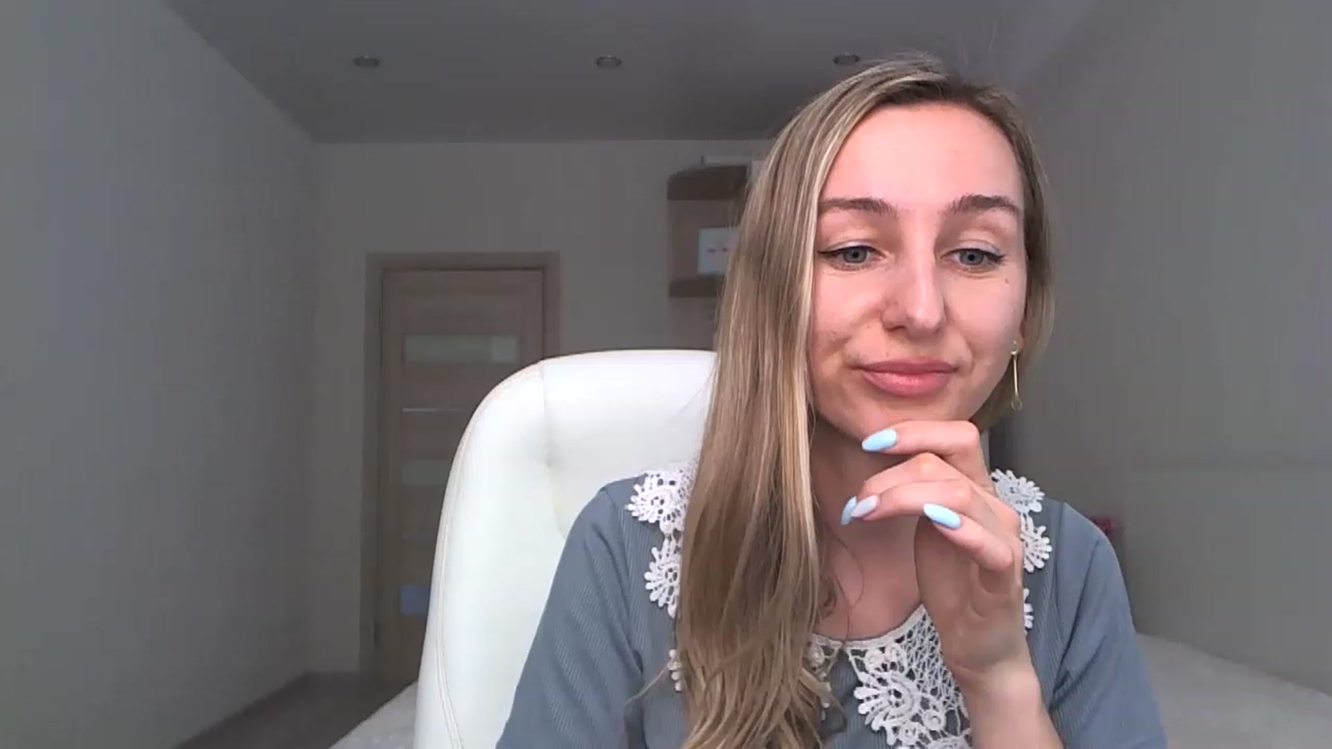 Gallery image thumbnail from YourSexyMilaX's myfreecams stream on, 05/06/2023, 13:35 image 20 of 20