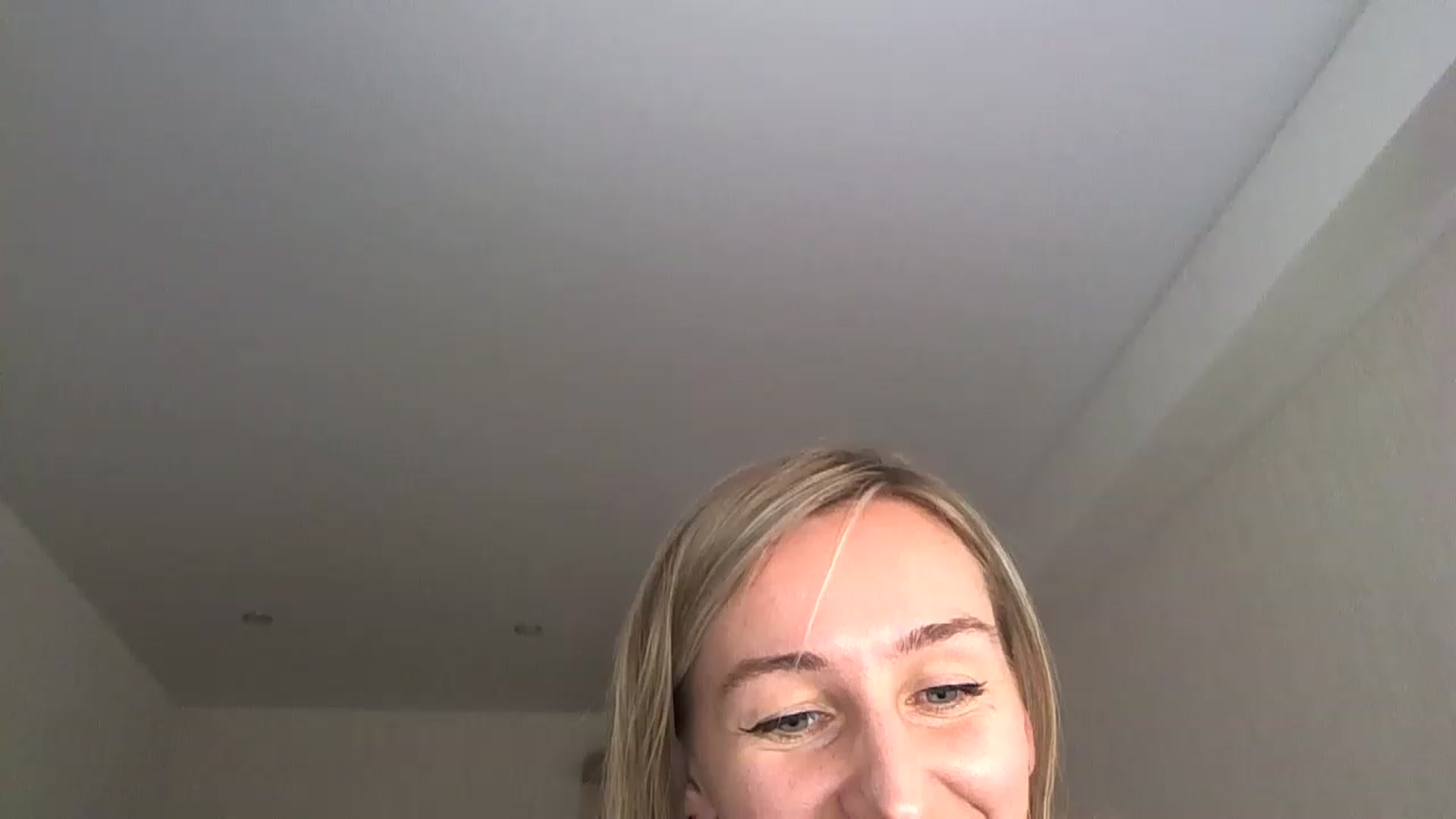 Gallery image thumbnail from YourSexyMilaX's myfreecams stream on, 05/11/2023, 15:19 image 9 of 20