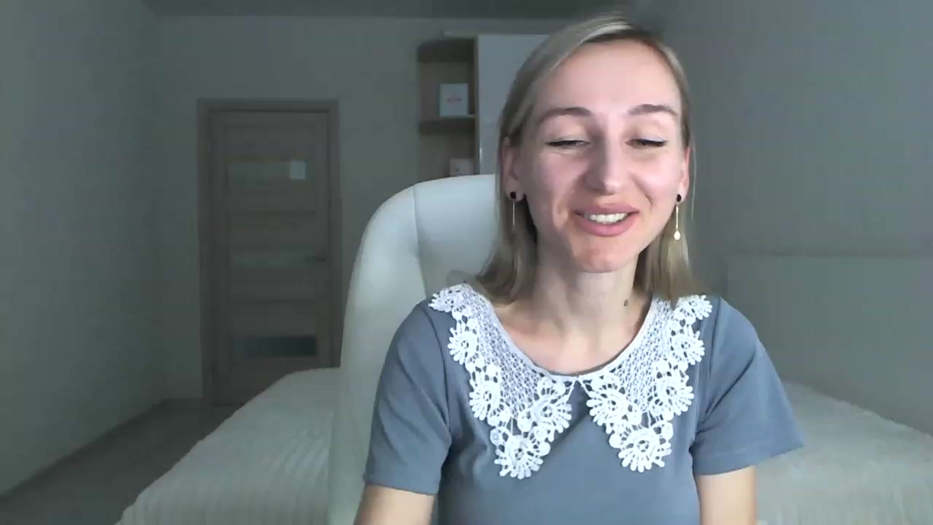 Gallery image thumbnail from YourSexyMilaX's myfreecams stream on, 05/11/2023, 15:19 image 17 of 20