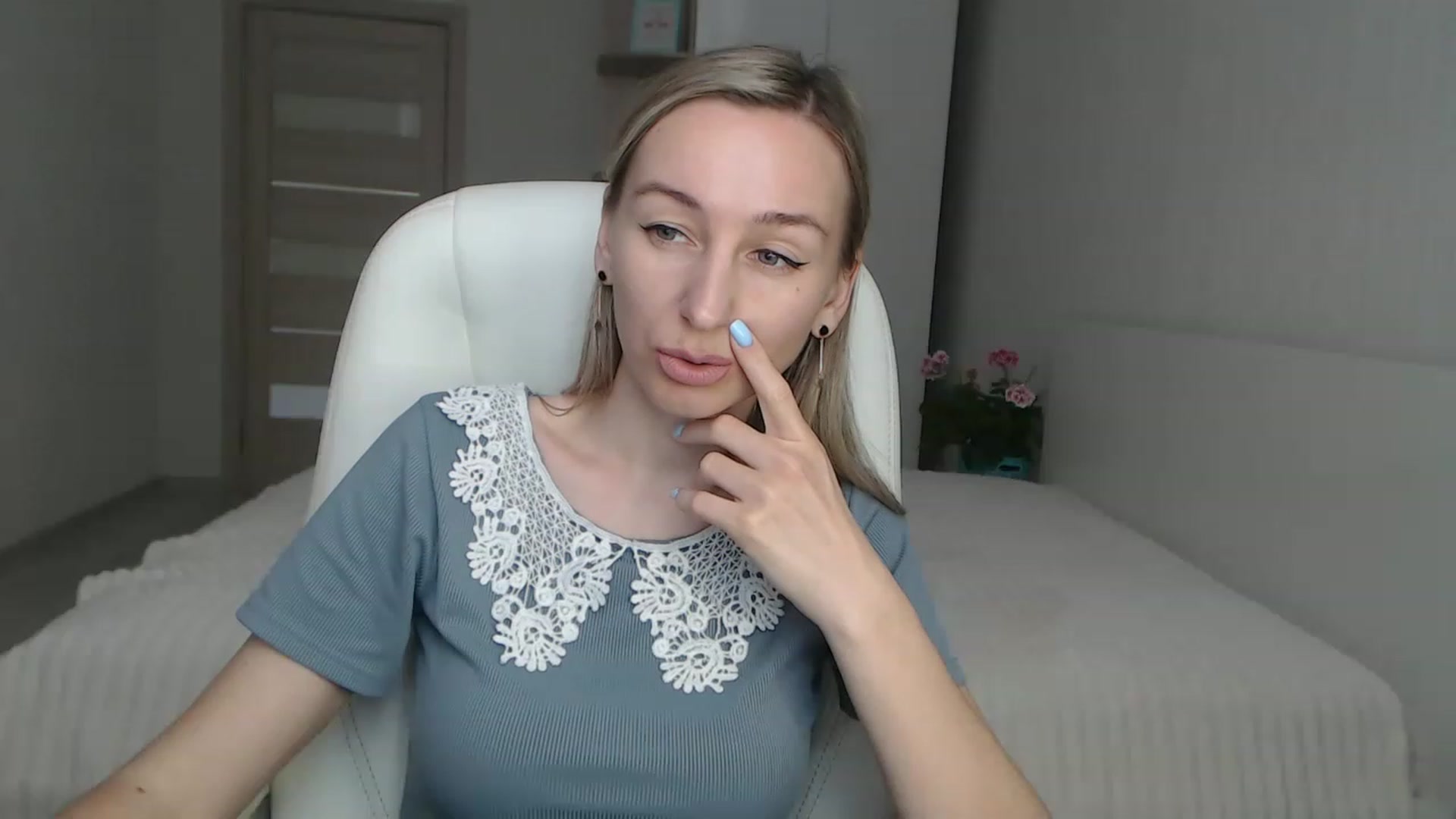 Gallery image thumbnail from YourSexyMilaX's myfreecams stream on, 05/12/2023, 09:59 image 17 of 20