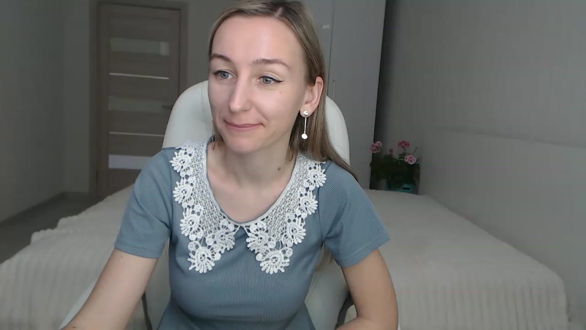 Gallery image thumbnail from YourSexyMilaX's myfreecams stream on, 05/12/2023, 09:59 image 16 of 20