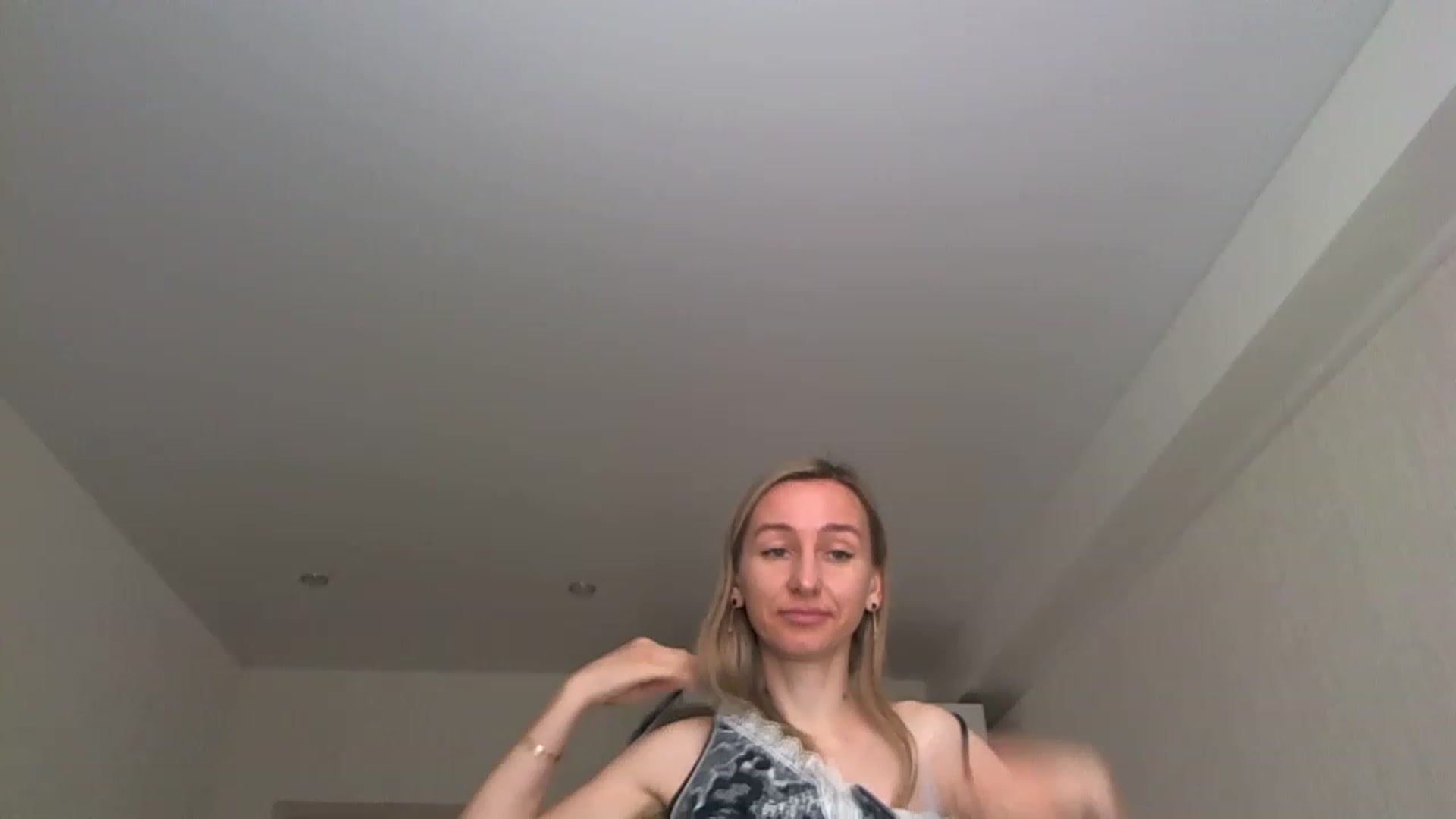 Gallery image thumbnail from YourSexyMilaX's myfreecams stream on, 05/12/2023, 09:59 image 20 of 20