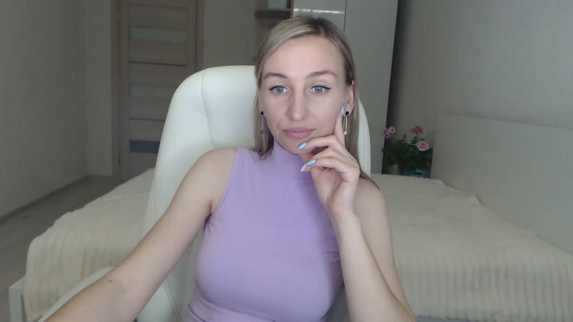 Gallery image thumbnail from YourSexyMilaX's myfreecams stream on, 05/13/2023, 17:04 image 20 of 20