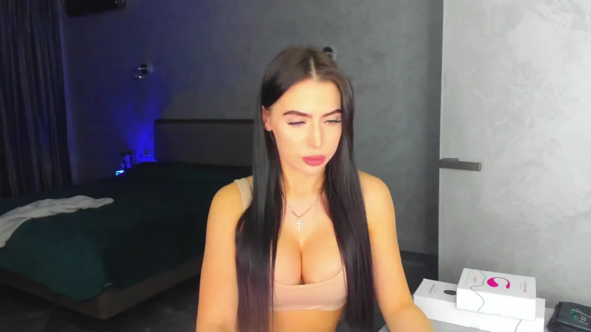 Gallery image thumbnail from YourSoulK's myfreecams stream on, 03/04/2025, 19:04 image 5 of 20