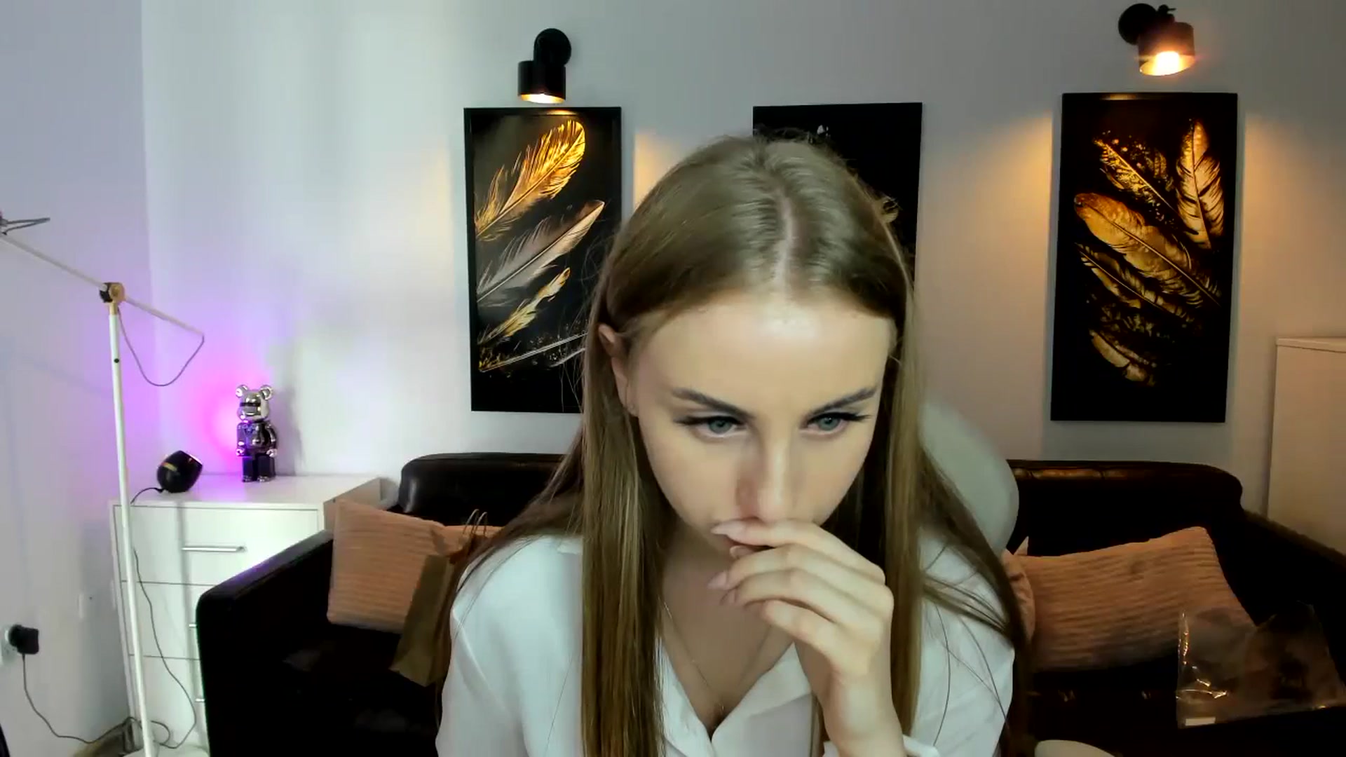 Gallery image thumbnail from YourSoulmate's myfreecams stream on, 08/20/2024, 11:40 image 19 of 20
