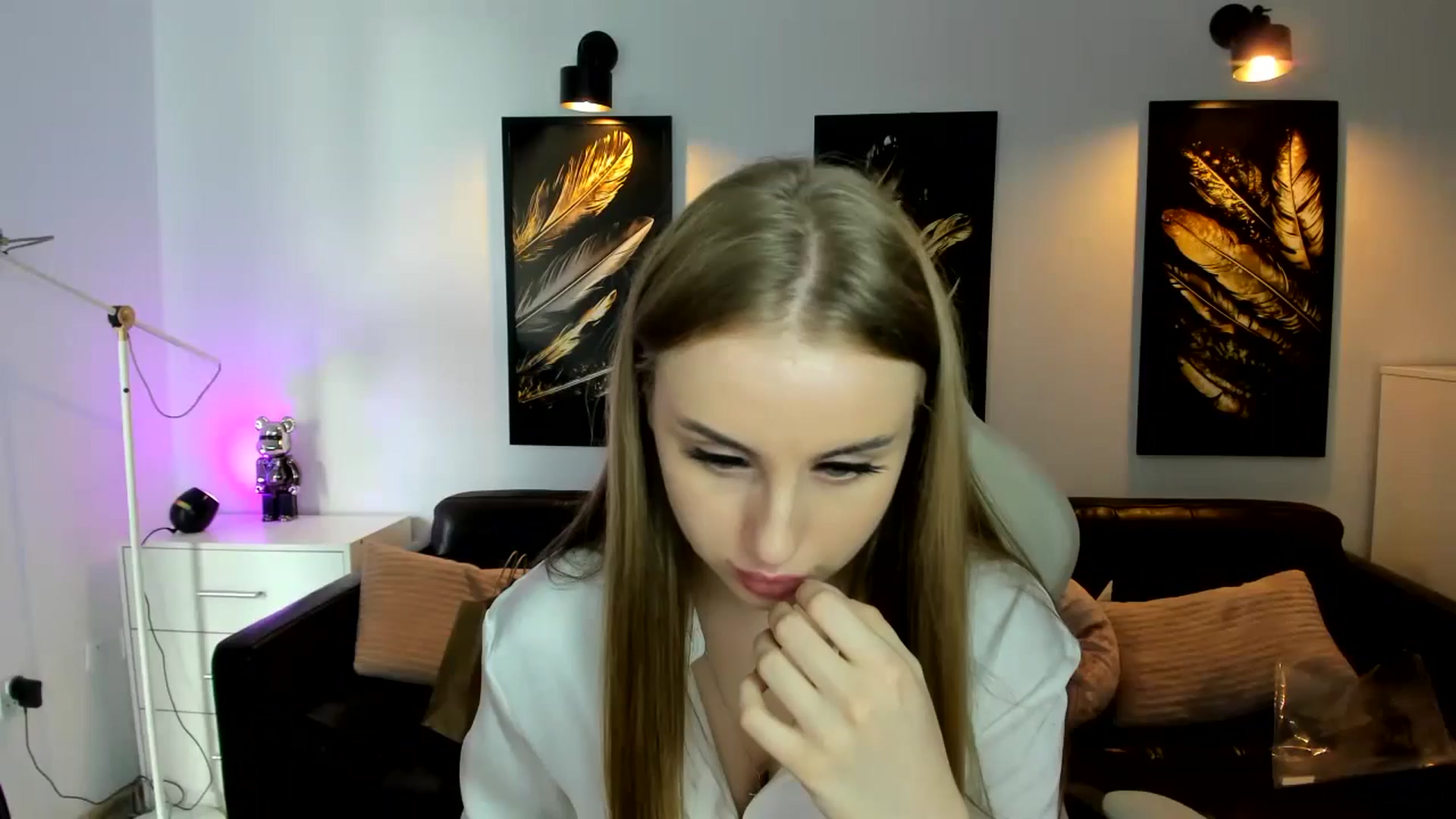 Gallery image thumbnail from YourSoulmate's myfreecams stream on, 08/20/2024, 11:40 image 3 of 20