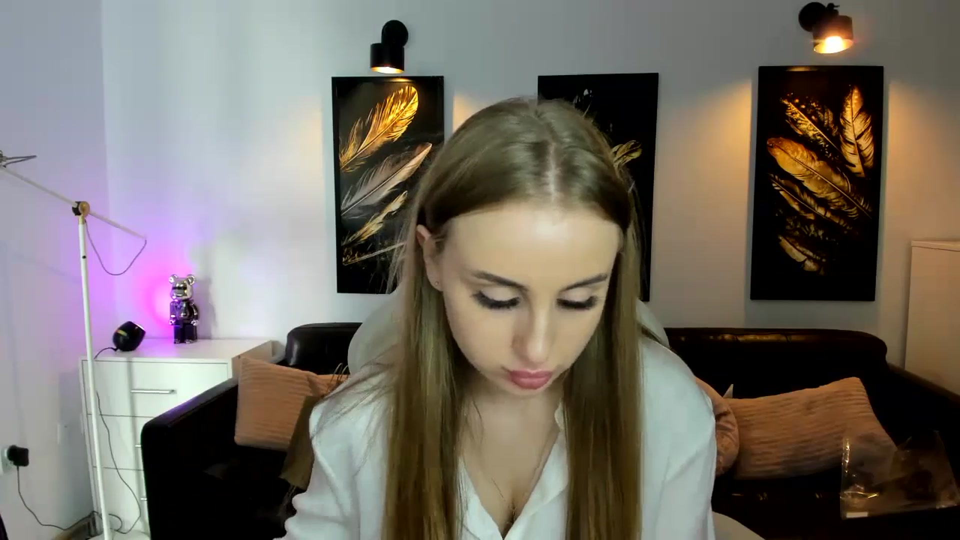 Gallery image thumbnail from YourSoulmate's myfreecams stream on, 08/20/2024, 12:01 image 20 of 20