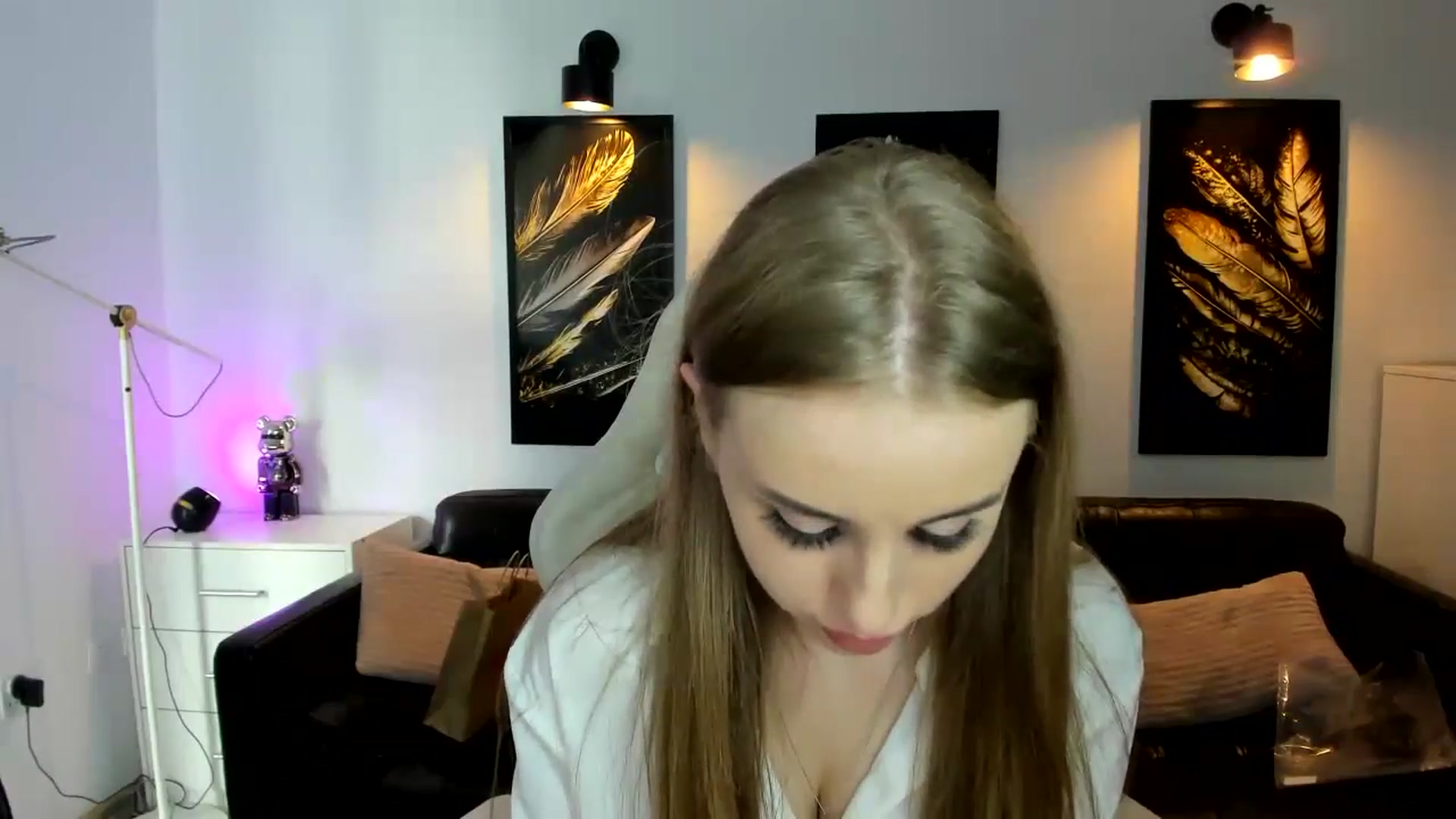 Gallery image thumbnail from YourSoulmate's myfreecams stream on, 08/20/2024, 12:01 image 17 of 20