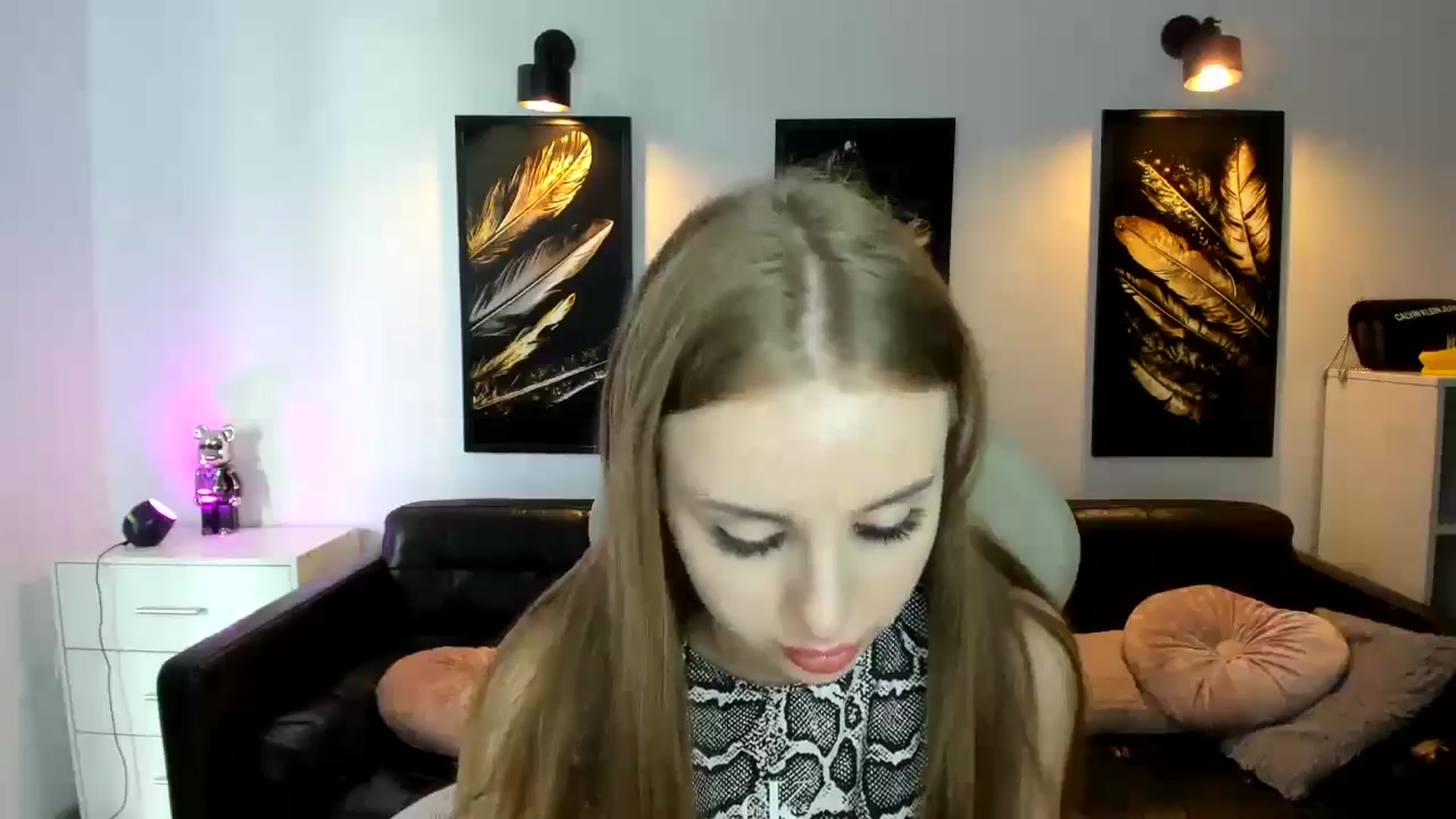Gallery image thumbnail from YourSoulmate's myfreecams stream on, 08/23/2024, 11:32 image 5 of 20