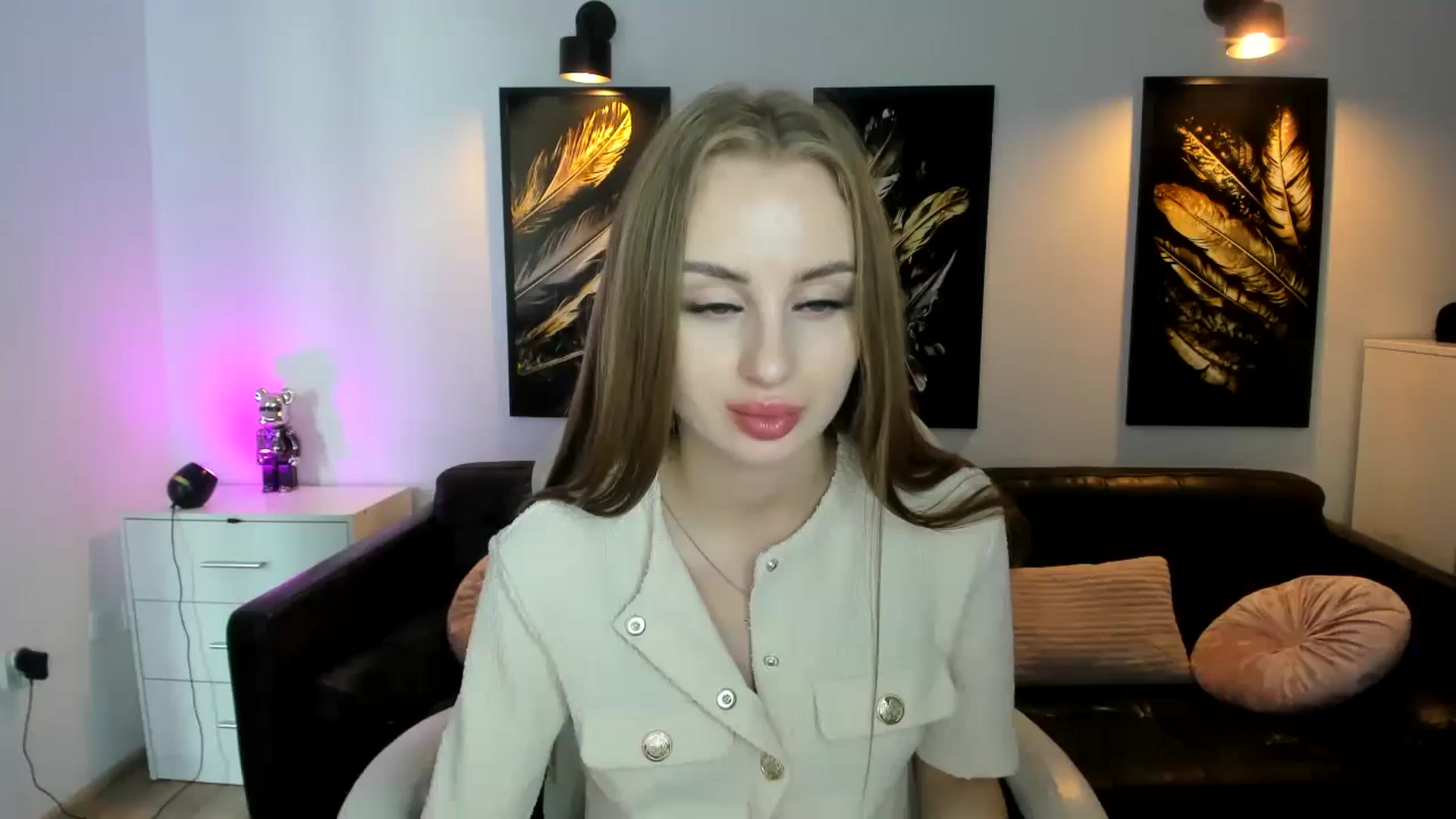Gallery image thumbnail from YourSoulmate's myfreecams stream on, 08/24/2024, 10:19 image 5 of 20