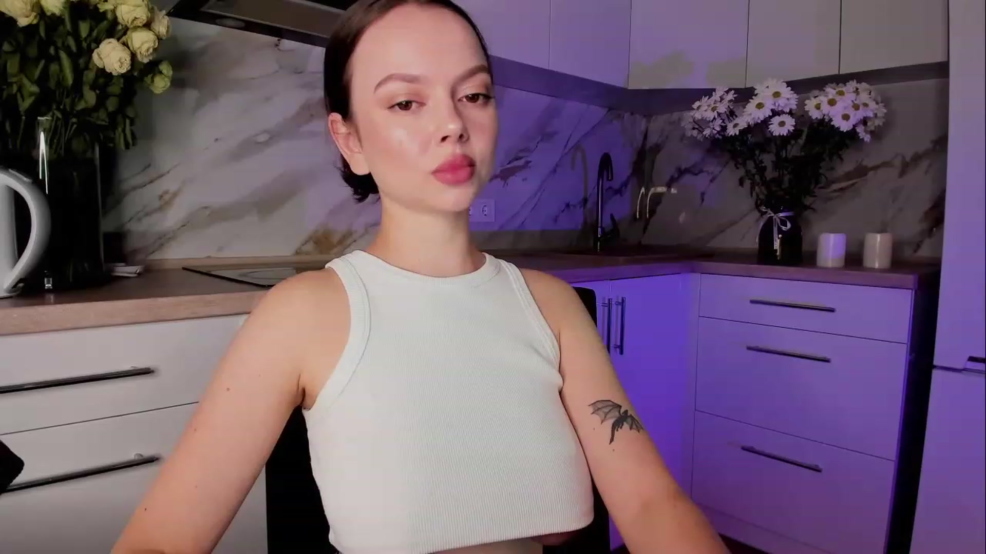 Gallery image thumbnail from YourStacy_'s myfreecams stream on, 10/08/2023, 15:58 image 11 of 20