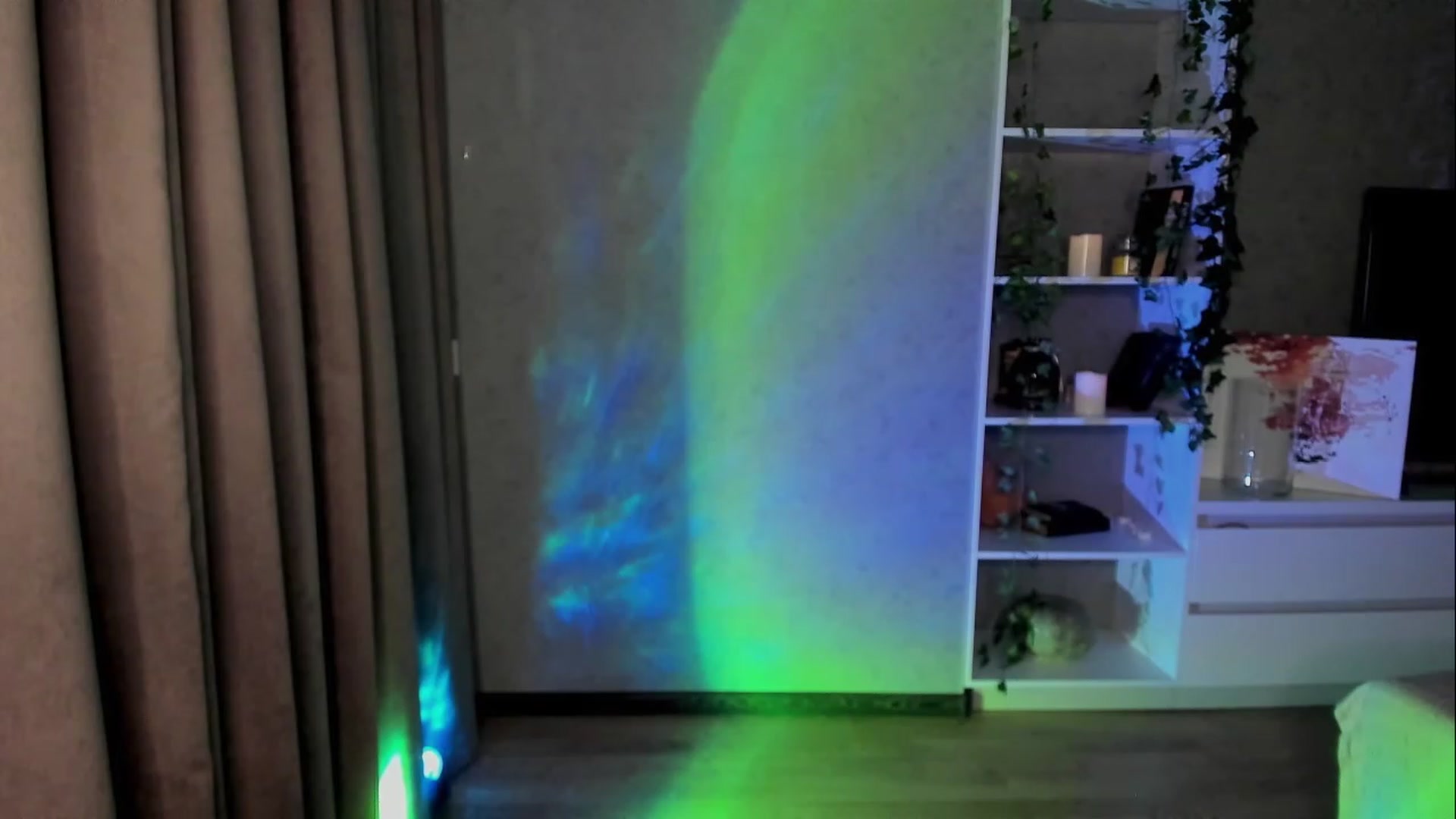 Gallery image thumbnail from YourStacy_'s myfreecams stream on, 11/27/2023, 19:31 image 19 of 20