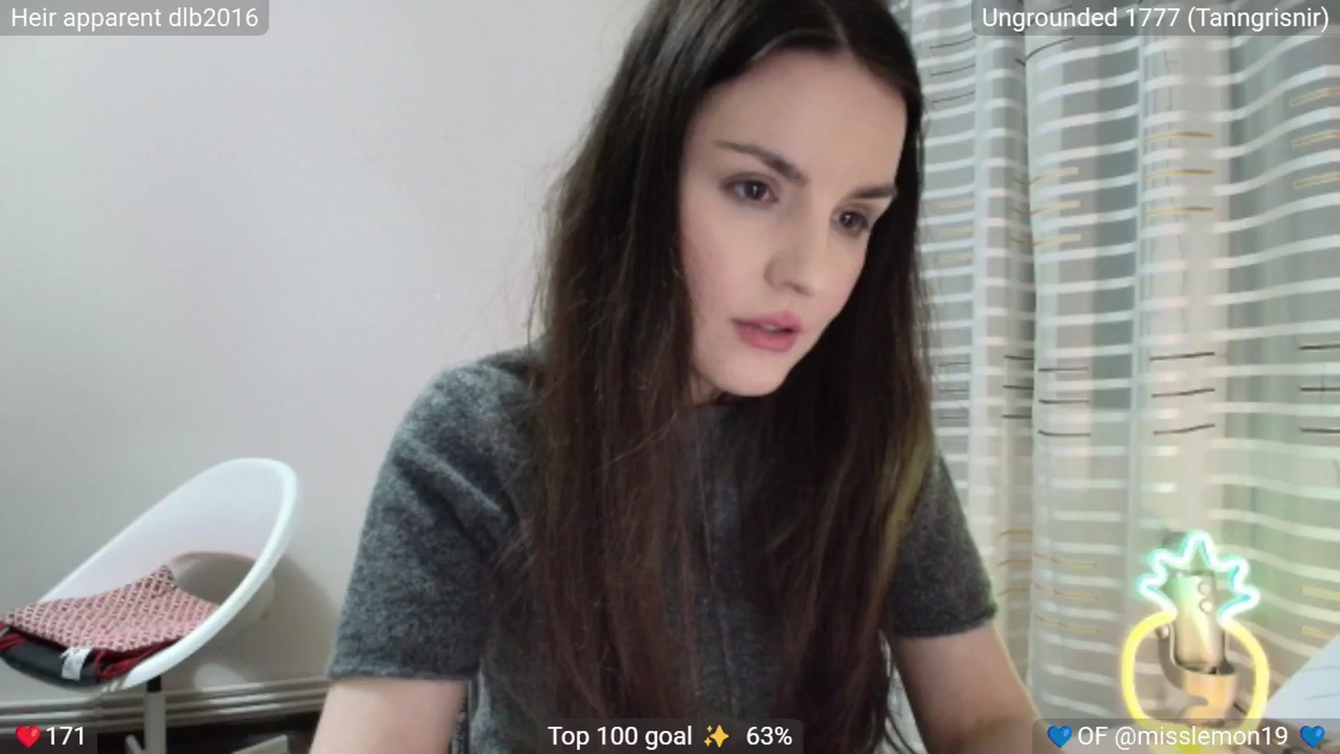 Gallery image thumbnail from YourStepMom's myfreecams stream on, 01/25/2026, 21:56 image 14 of 20