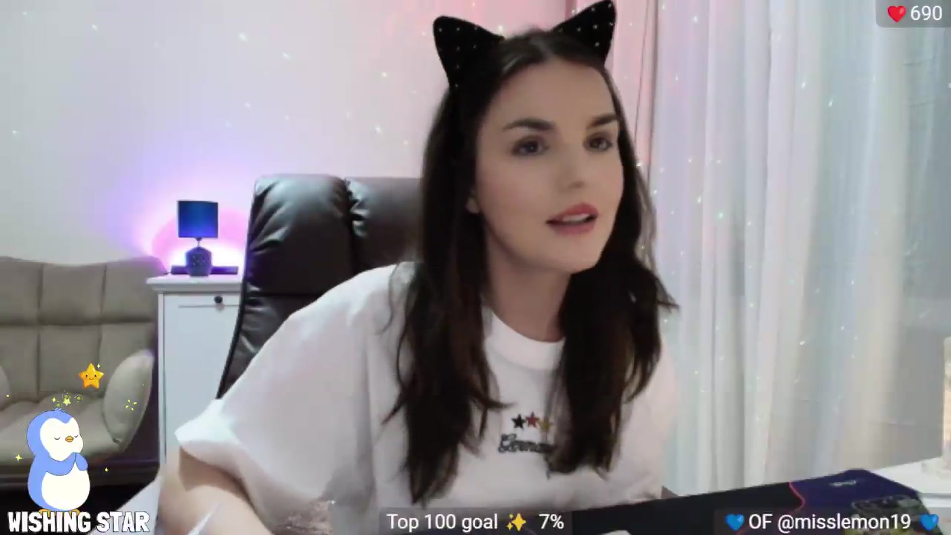 Gallery image thumbnail from YourStepSister's myfreecams stream on, 06/27/2026, 20:16 image 14 of 20