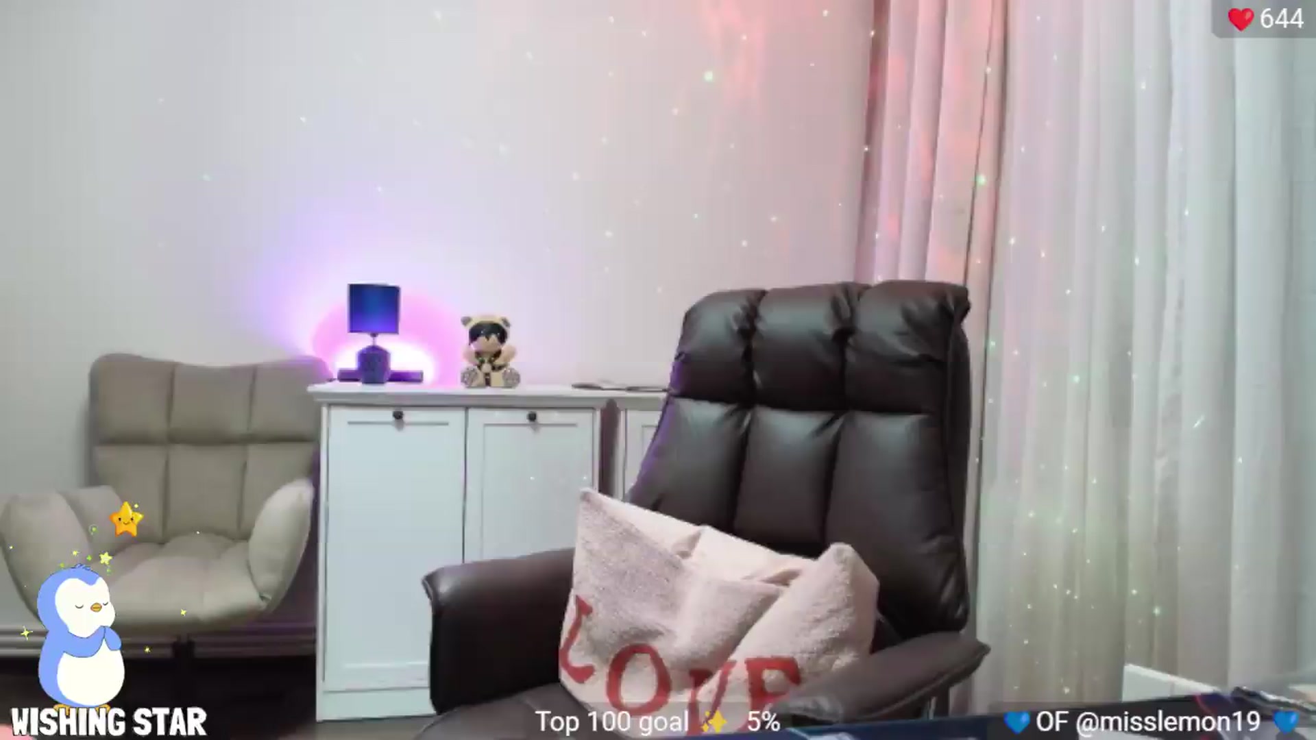 Gallery image thumbnail from YourStepSister's myfreecams stream on, 06/28/2026, 21:09 image 12 of 20