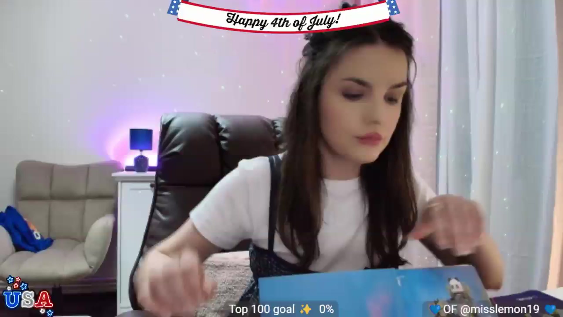 Gallery image thumbnail from YourStepSister's myfreecams stream on, 07/04/2026, 16:57 image 16 of 20
