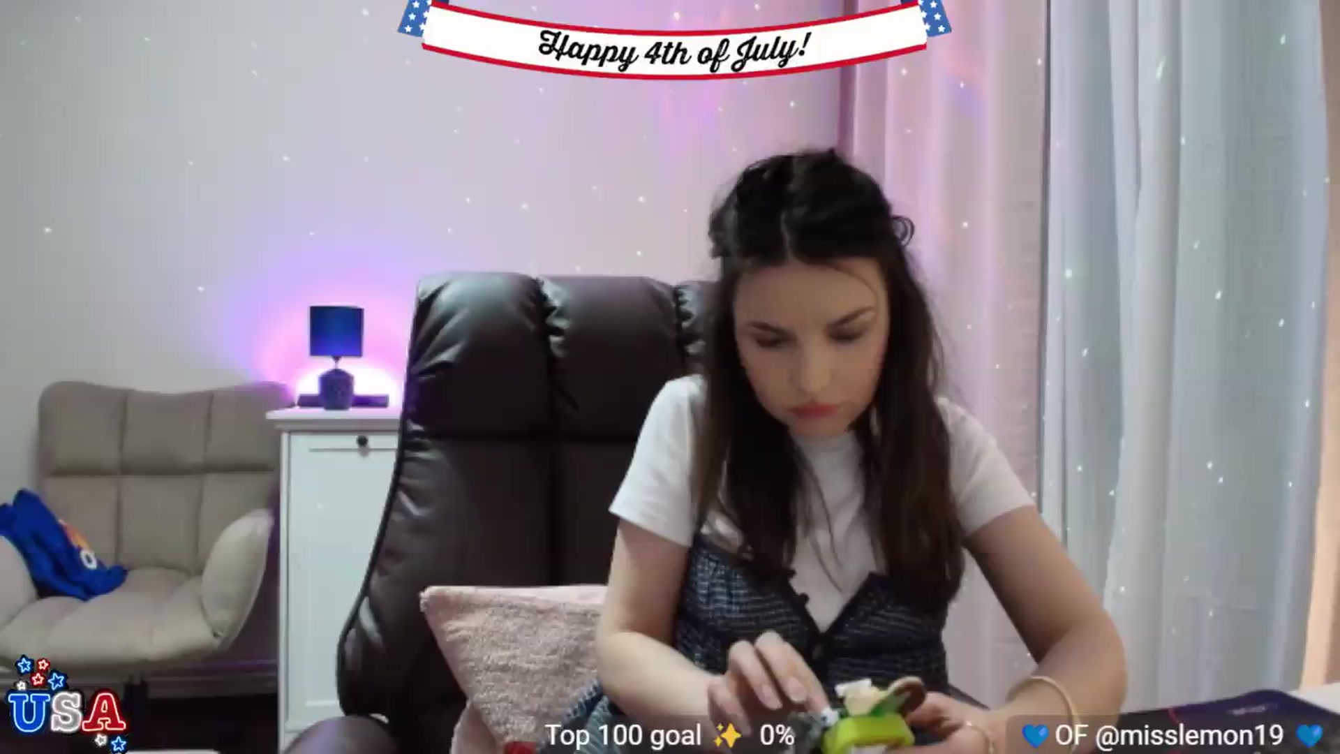 Gallery image thumbnail from YourStepSister's myfreecams stream on, 07/04/2026, 16:57 image 8 of 20