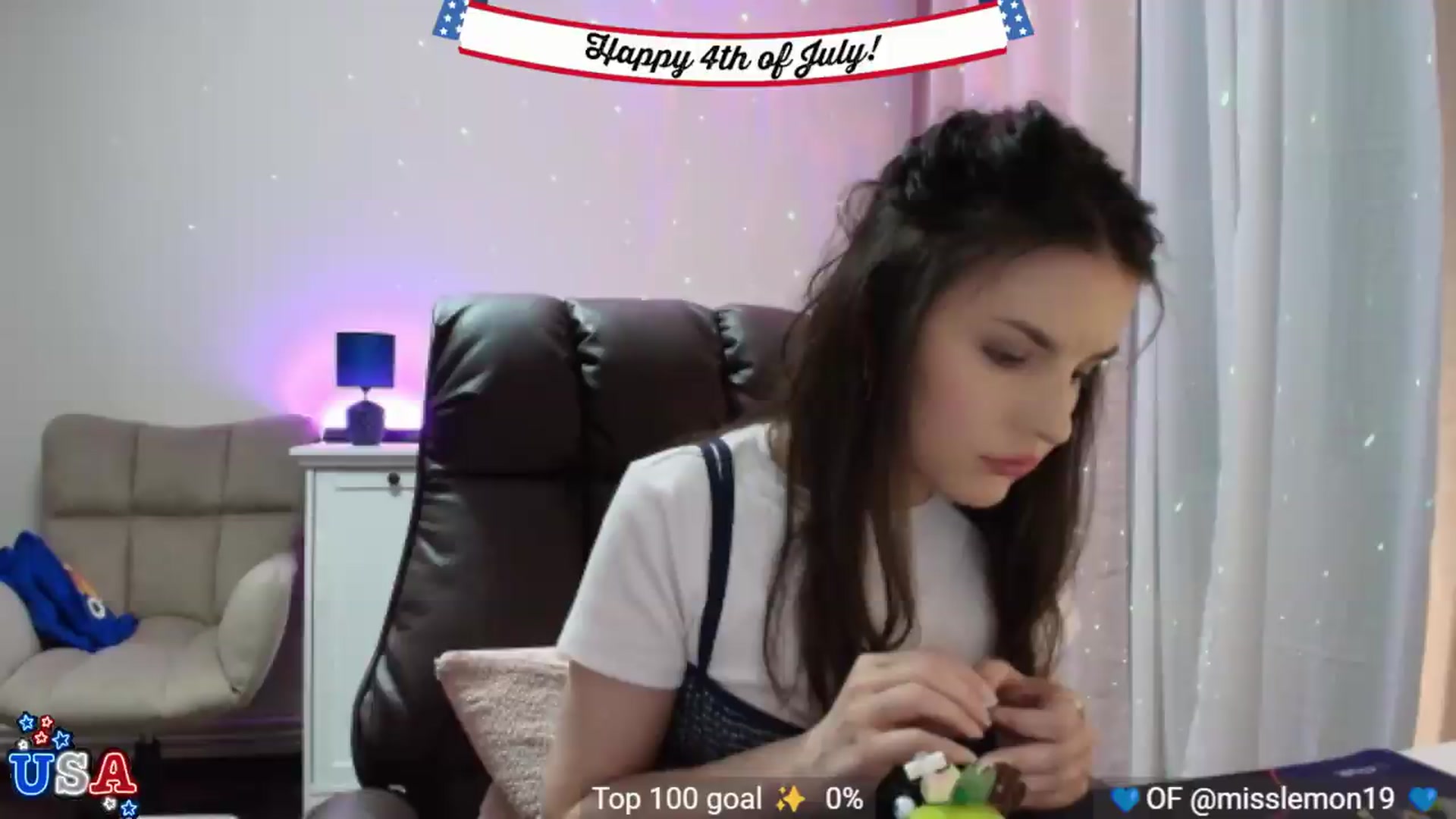 Gallery image thumbnail from YourStepSister's myfreecams stream on, 07/04/2026, 16:57 image 11 of 20