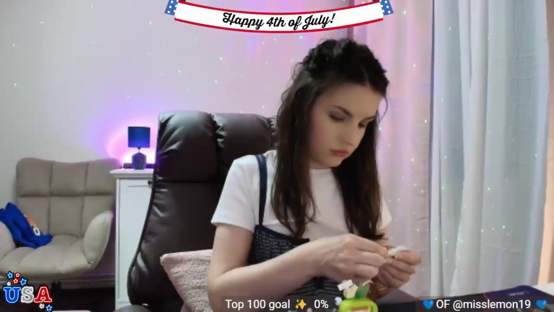 Gallery image thumbnail from YourStepSister's myfreecams stream on, 07/04/2026, 16:57 image 15 of 20