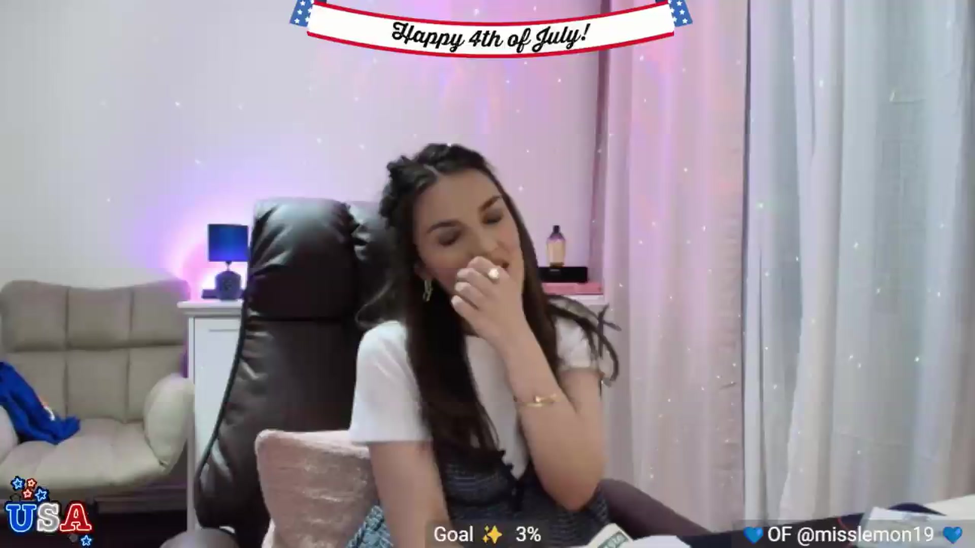 Gallery image thumbnail from YourStepSister's myfreecams stream on, 07/04/2026, 20:57 image 14 of 20